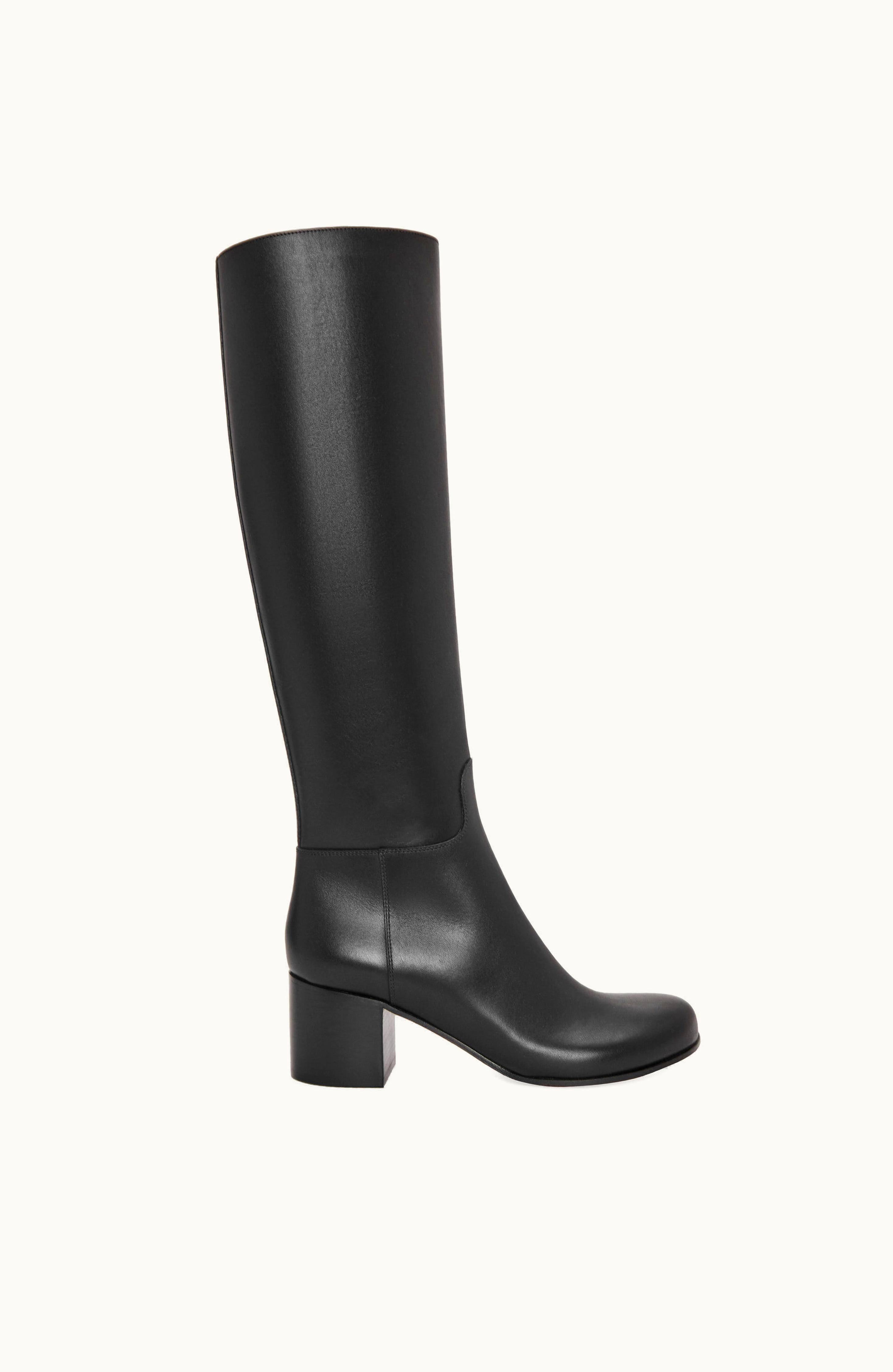 Loewe Loewe Knee High Boot In Calfskin Black