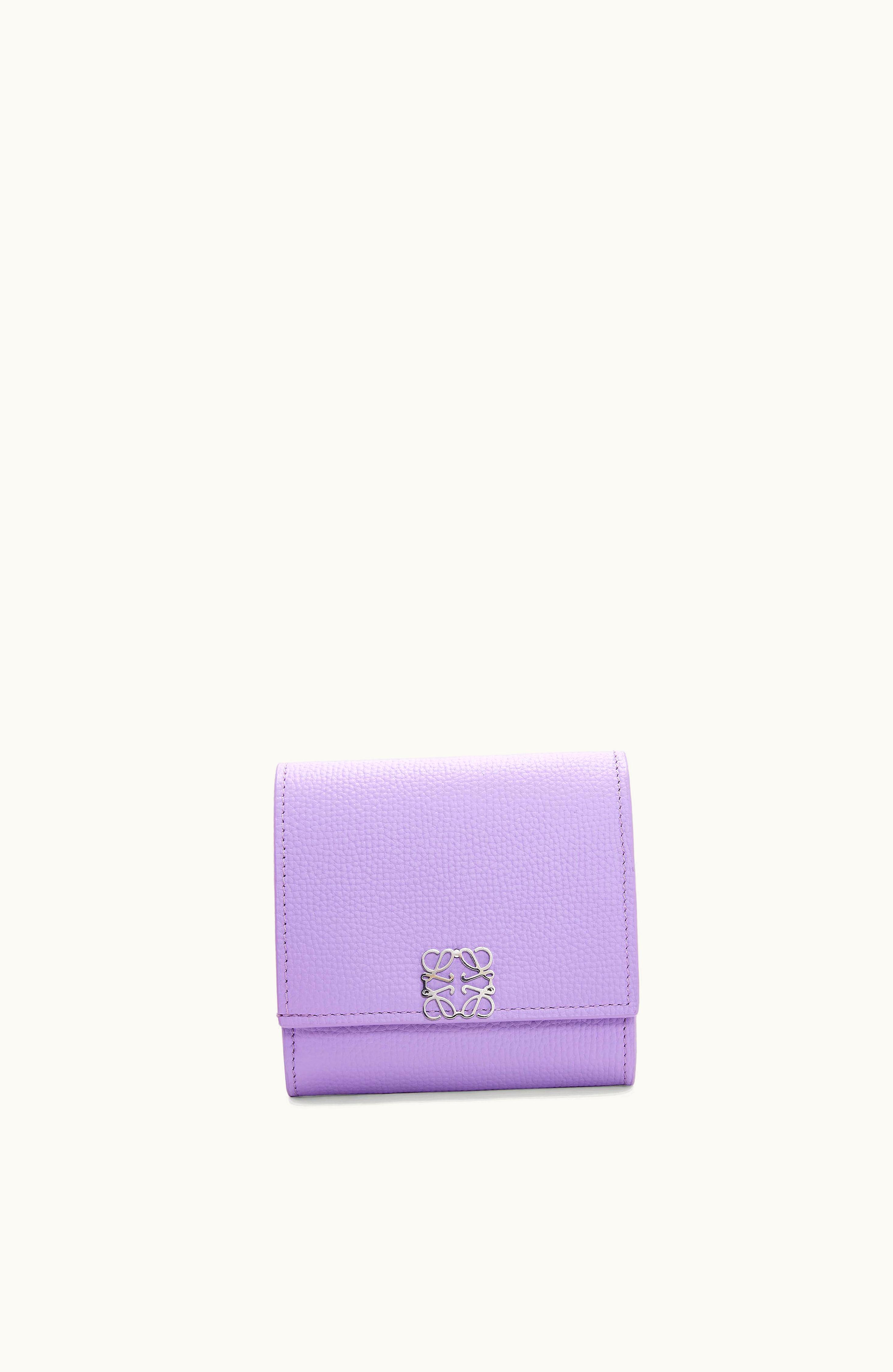 Loewe Loewe Anagram Compact Flap Wallet In Pebble Grain Calfskin Light Mauve
