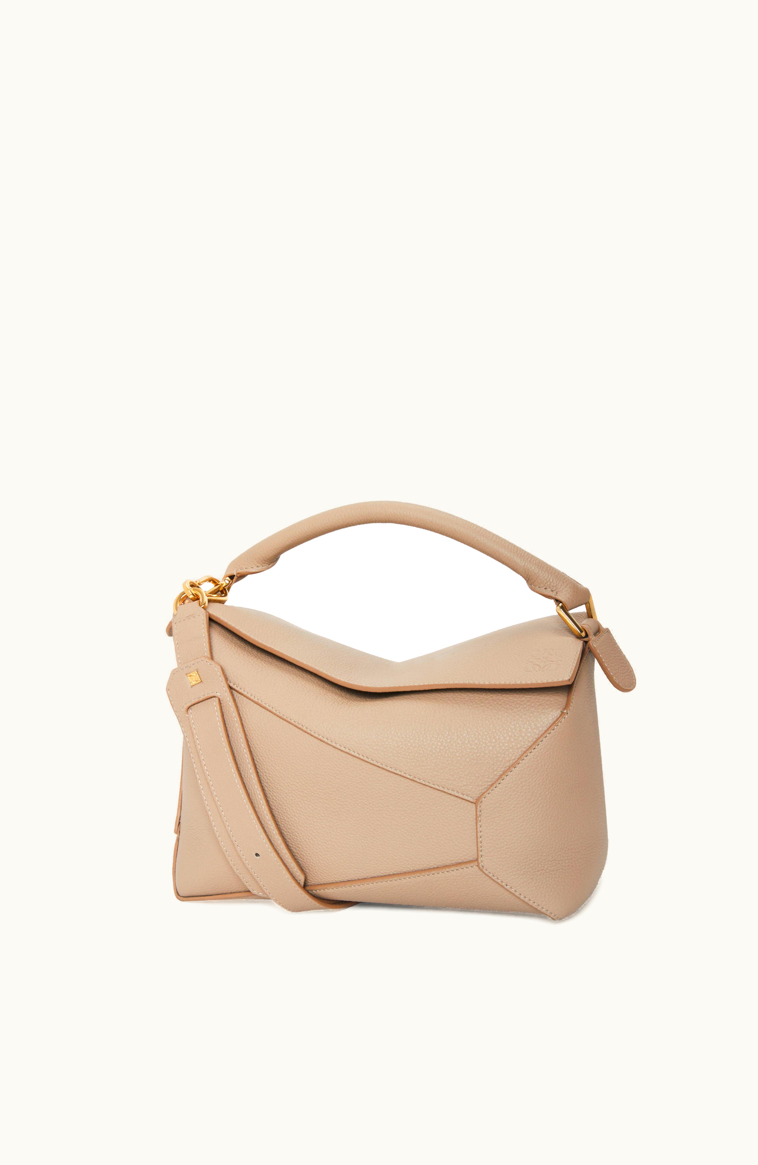 Loewe Loewe Puzzle Bag In Soft Grained Calfskin Sand