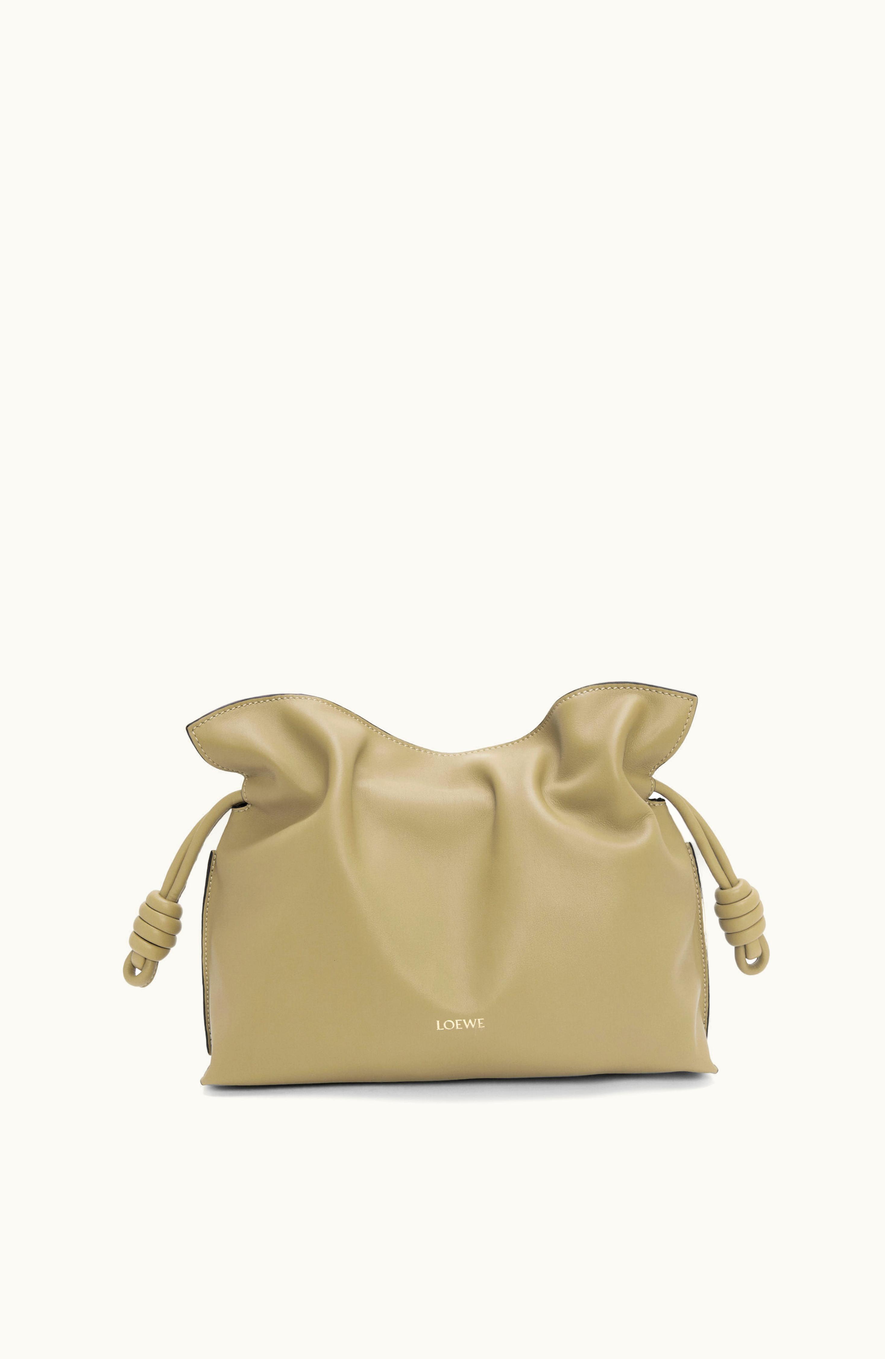 Loewe Loewe Flamenco Clutch In Nappa Calfskin Clay Green