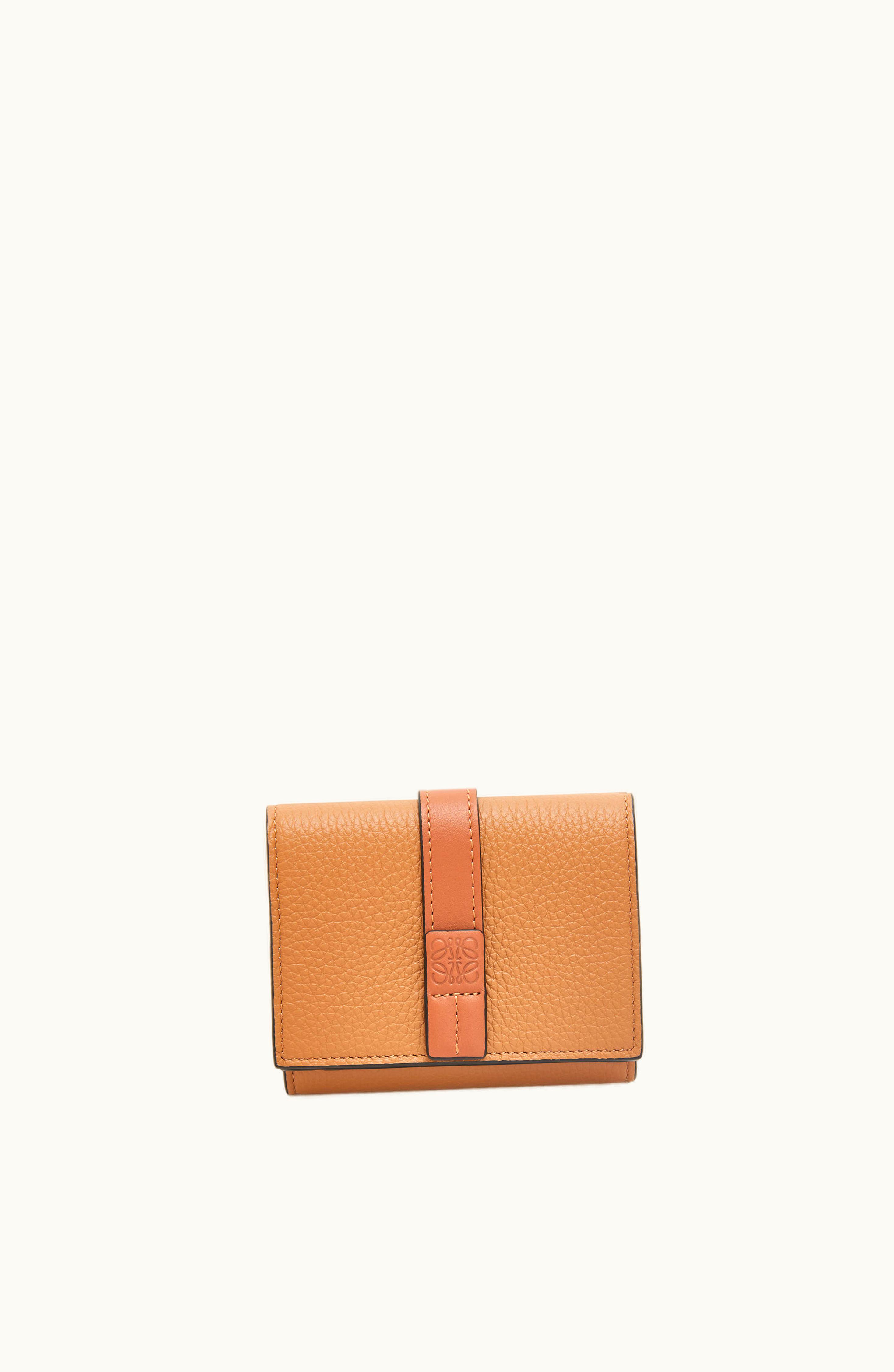 Loewe Loewe Trifold Wallet In Soft Grained Calfskin Toffee / Tan