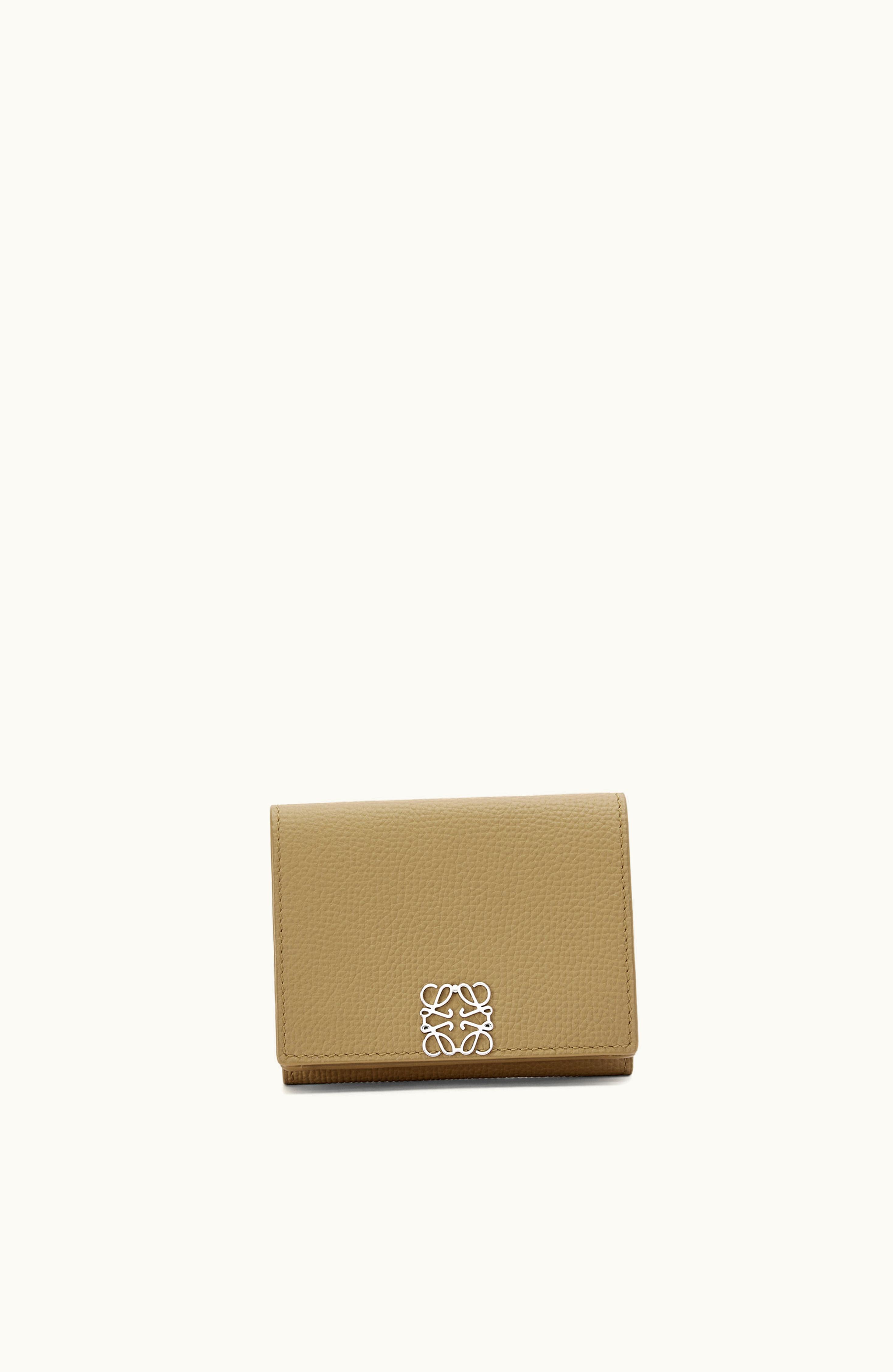 Loewe Loewe Anagram Trifold Wallet In Pebble Grain Calfskin Artichoke Green