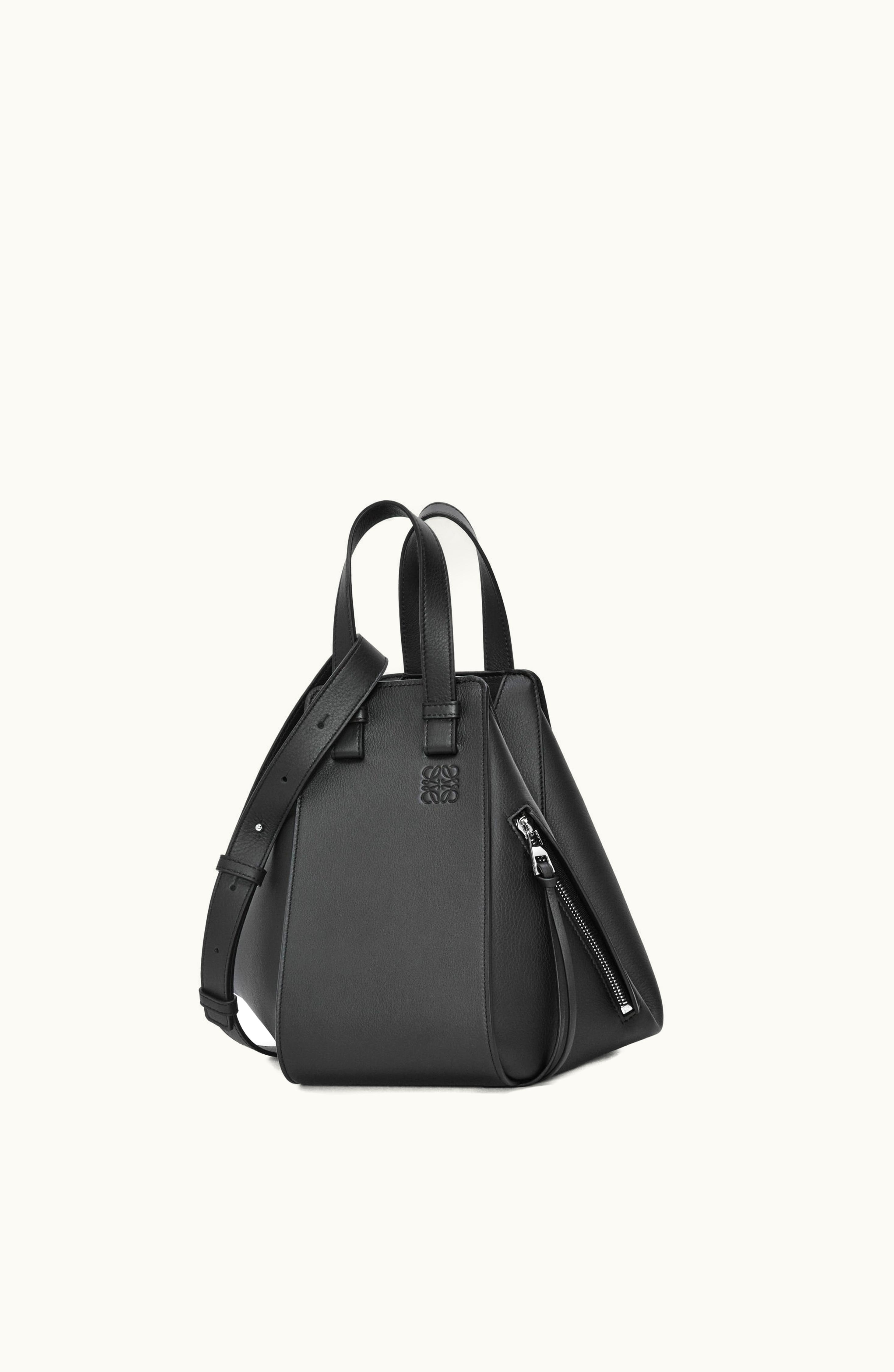 Loewe Loewe Small Hammock Bag In Classic Calfskin Black