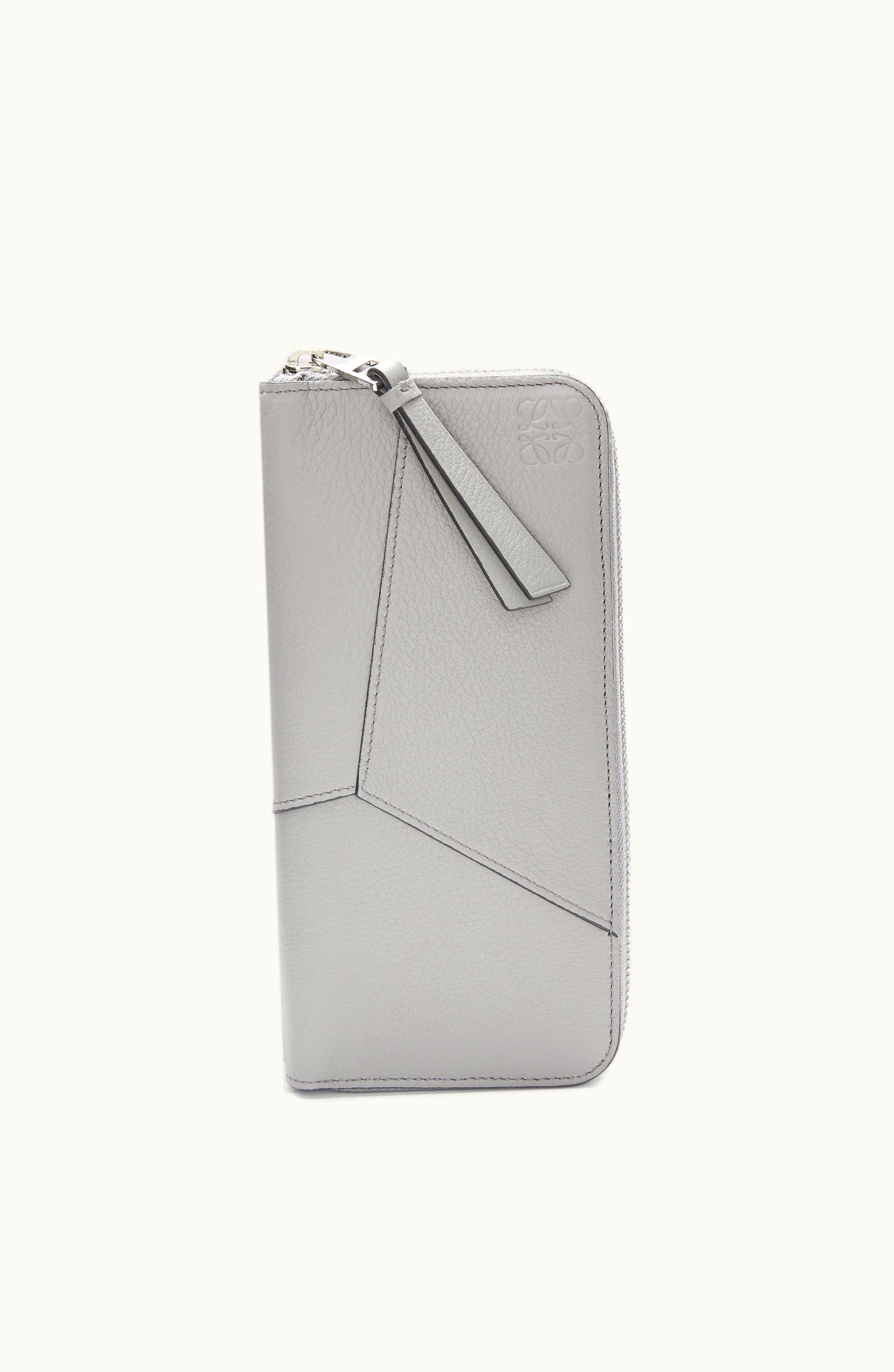 Loewe Loewe Puzzle Zipped Open Wallet In Classic Calfskin Asphalt Grey