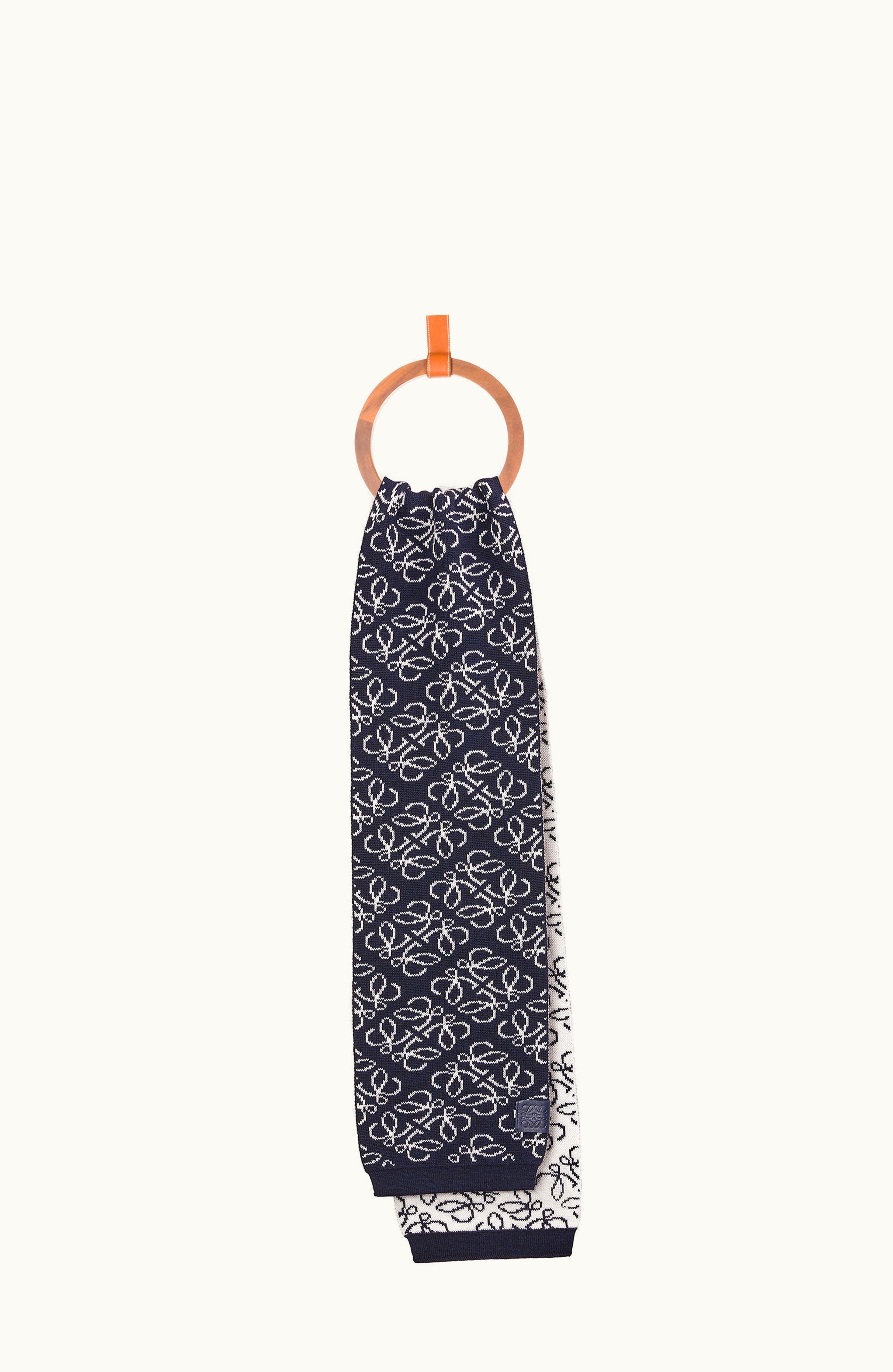 Loewe Loewe All-over Anagram Scarf In Wool Navy / White