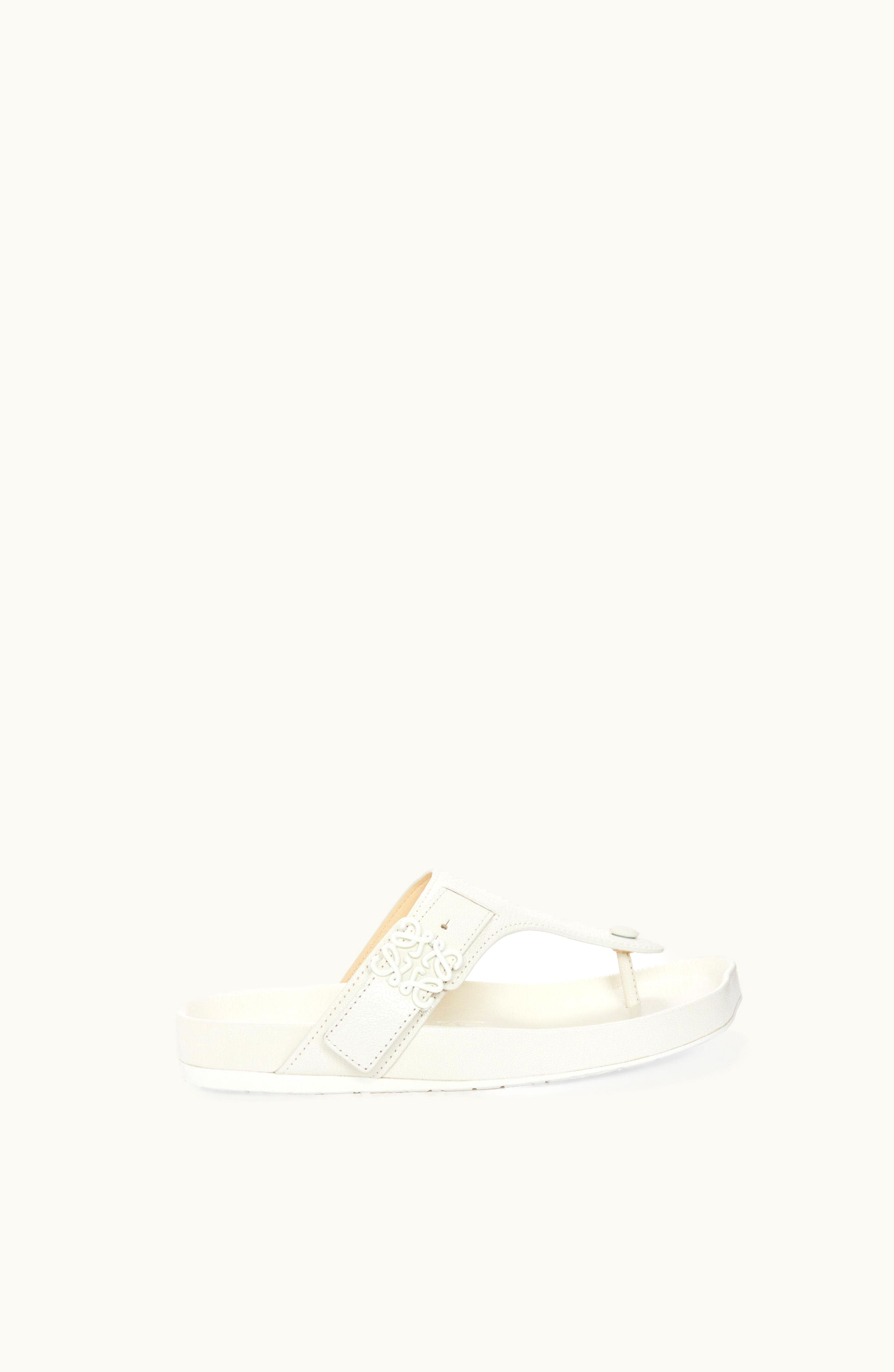 Loewe Loewe Ease Toe Post Sandal In Goatskin White