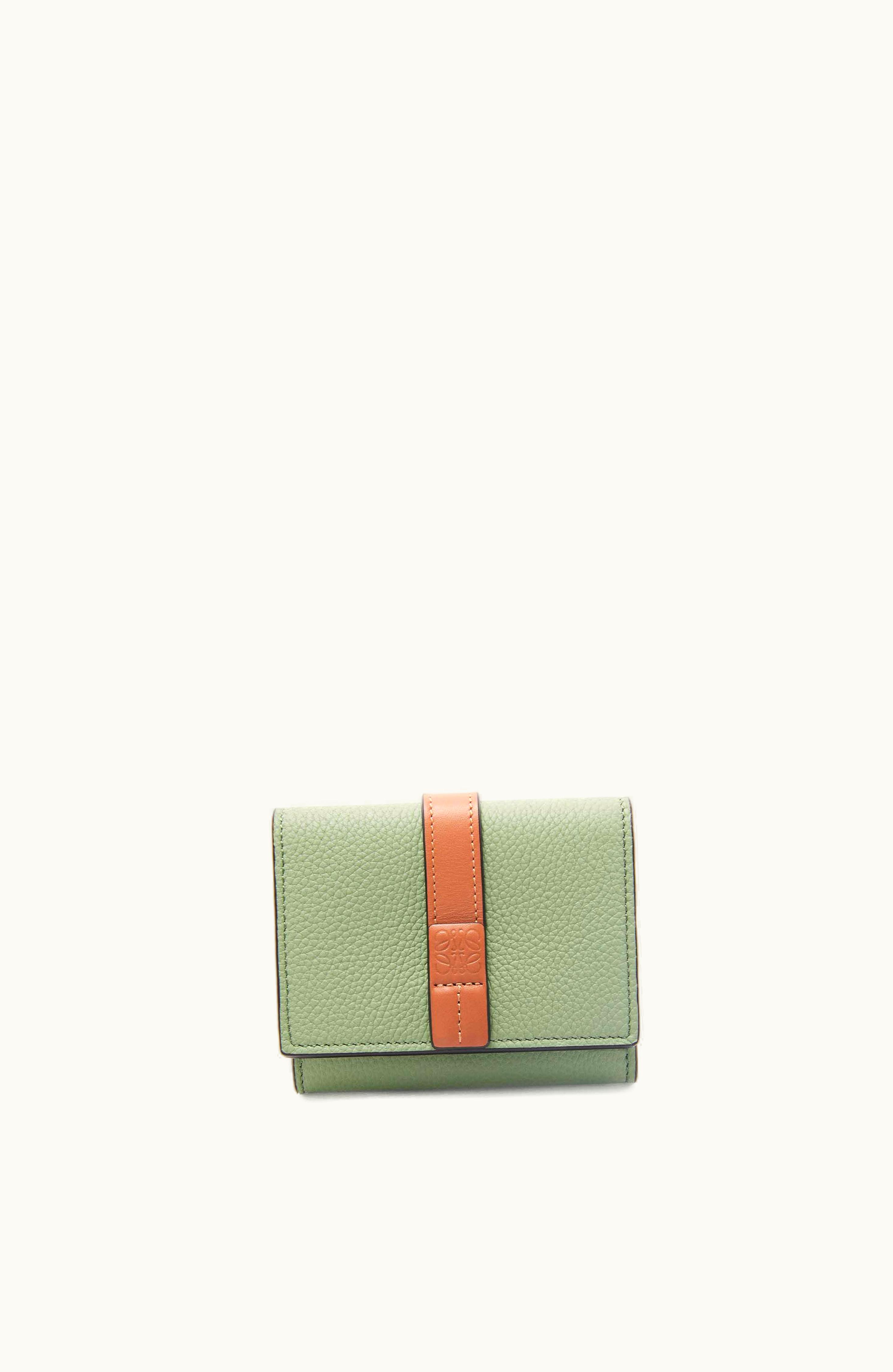 Loewe Loewe Trifold Wallet In Soft Grained Calfskin Rosemary / Tan