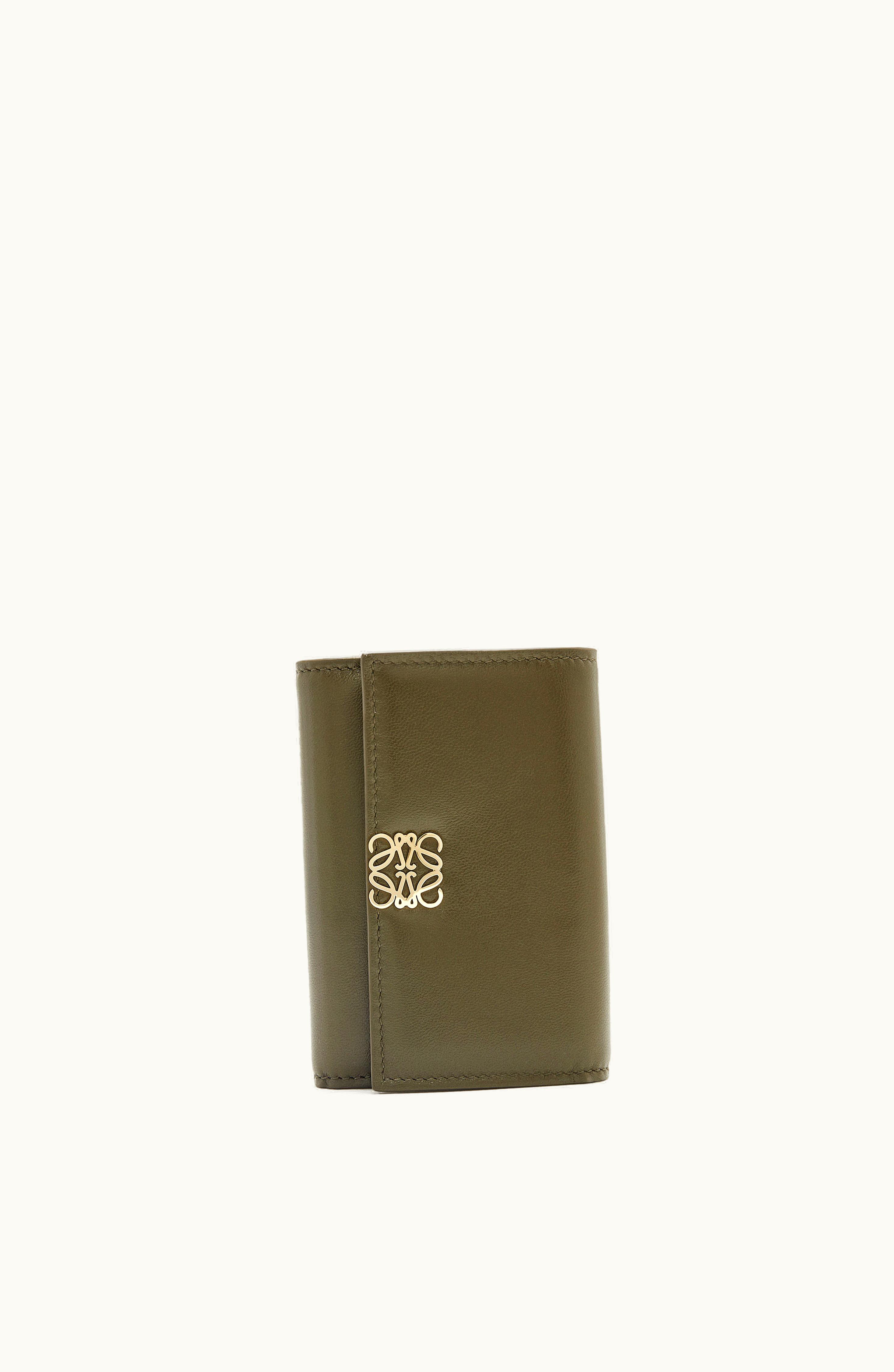 Loewe Loewe Puffer Anagram Small Vertical Wallet In Shiny Nappa Calfskin Dark Khaki Green