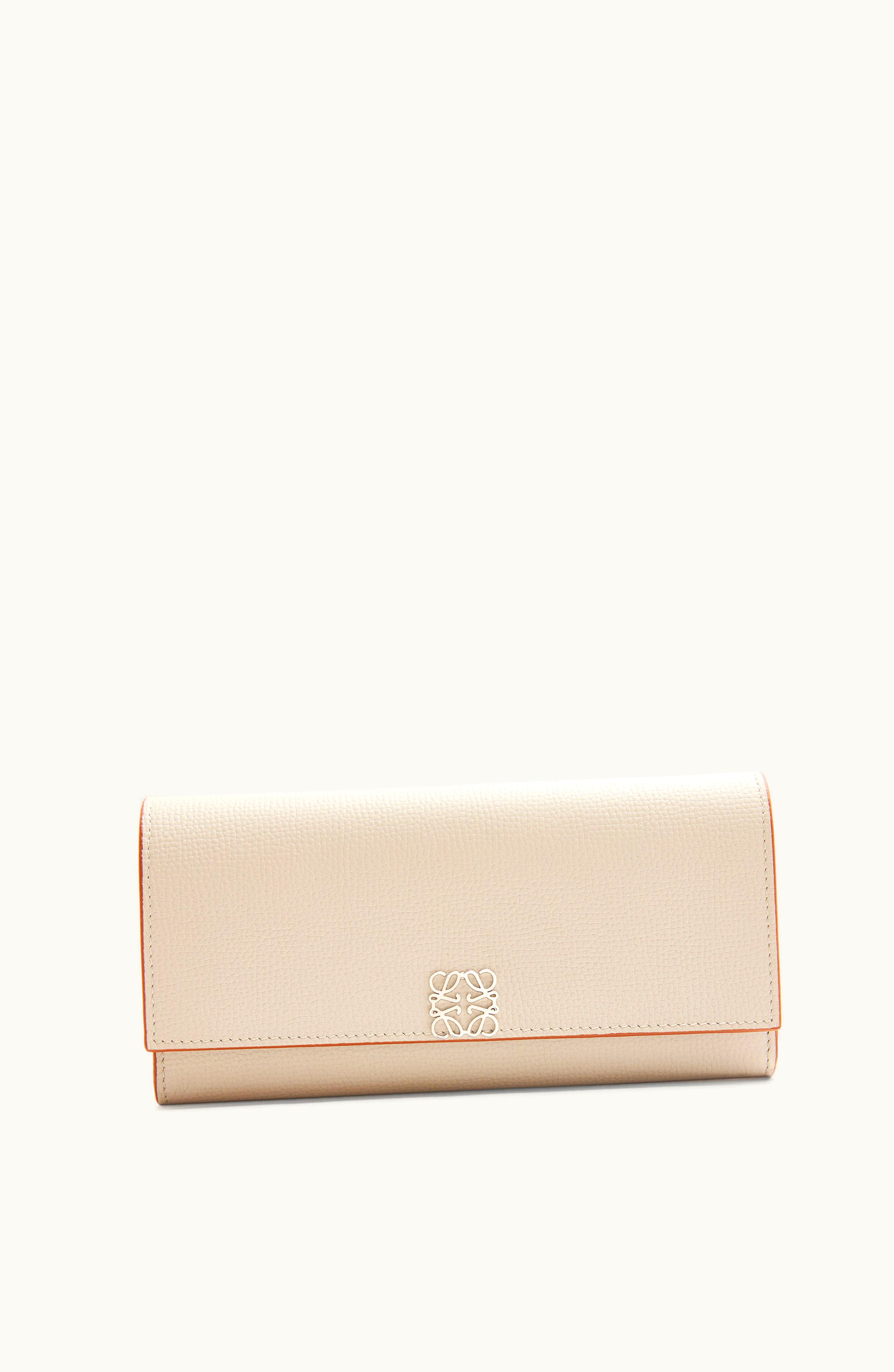 Loewe Loewe Anagram Continental Wallet In Pebble Grain Calfskin Light Ghost
