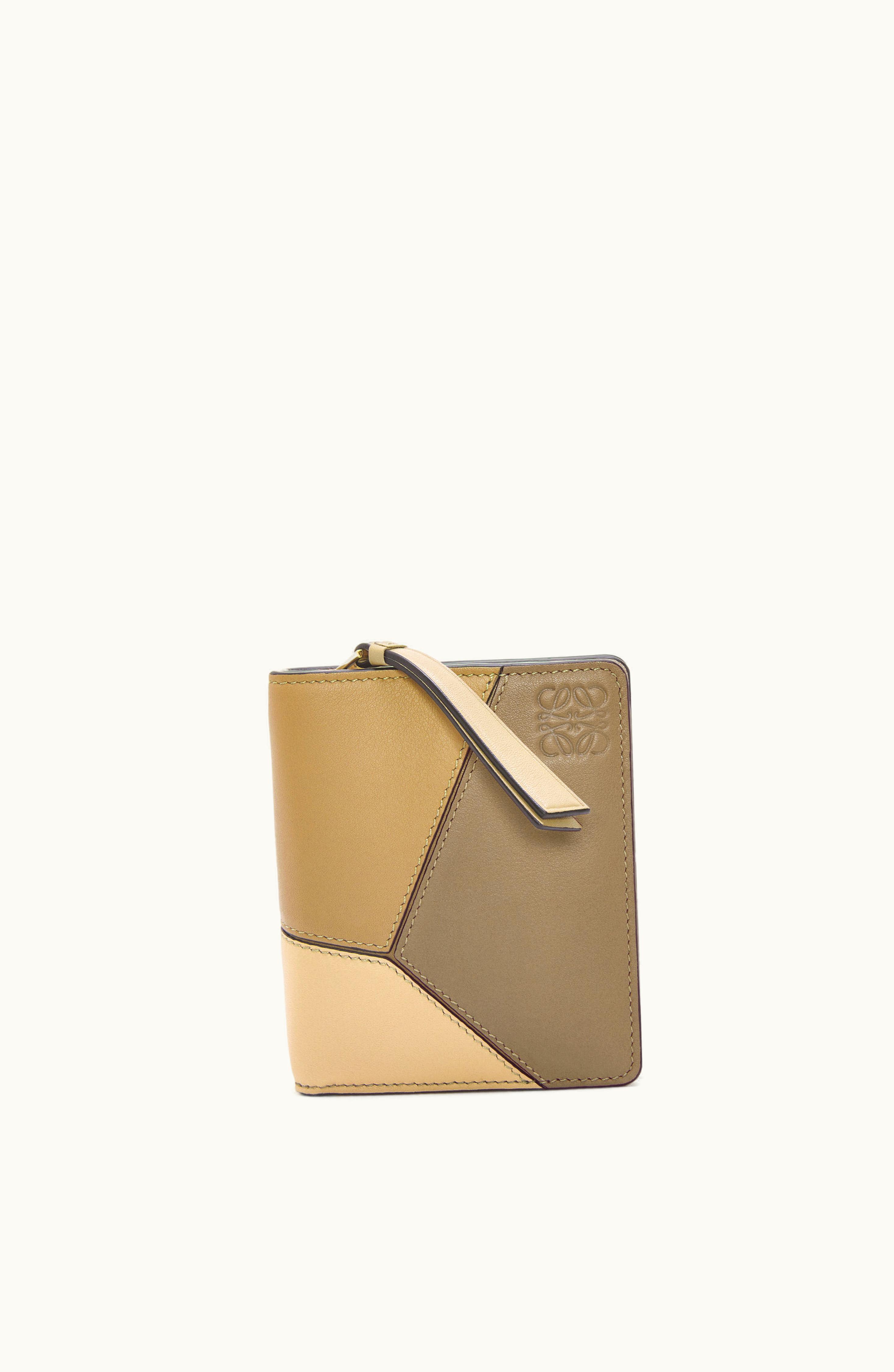 Loewe Loewe Puzzle Compact Zip Wallet In Classic Calfskin Clay Green / Butter