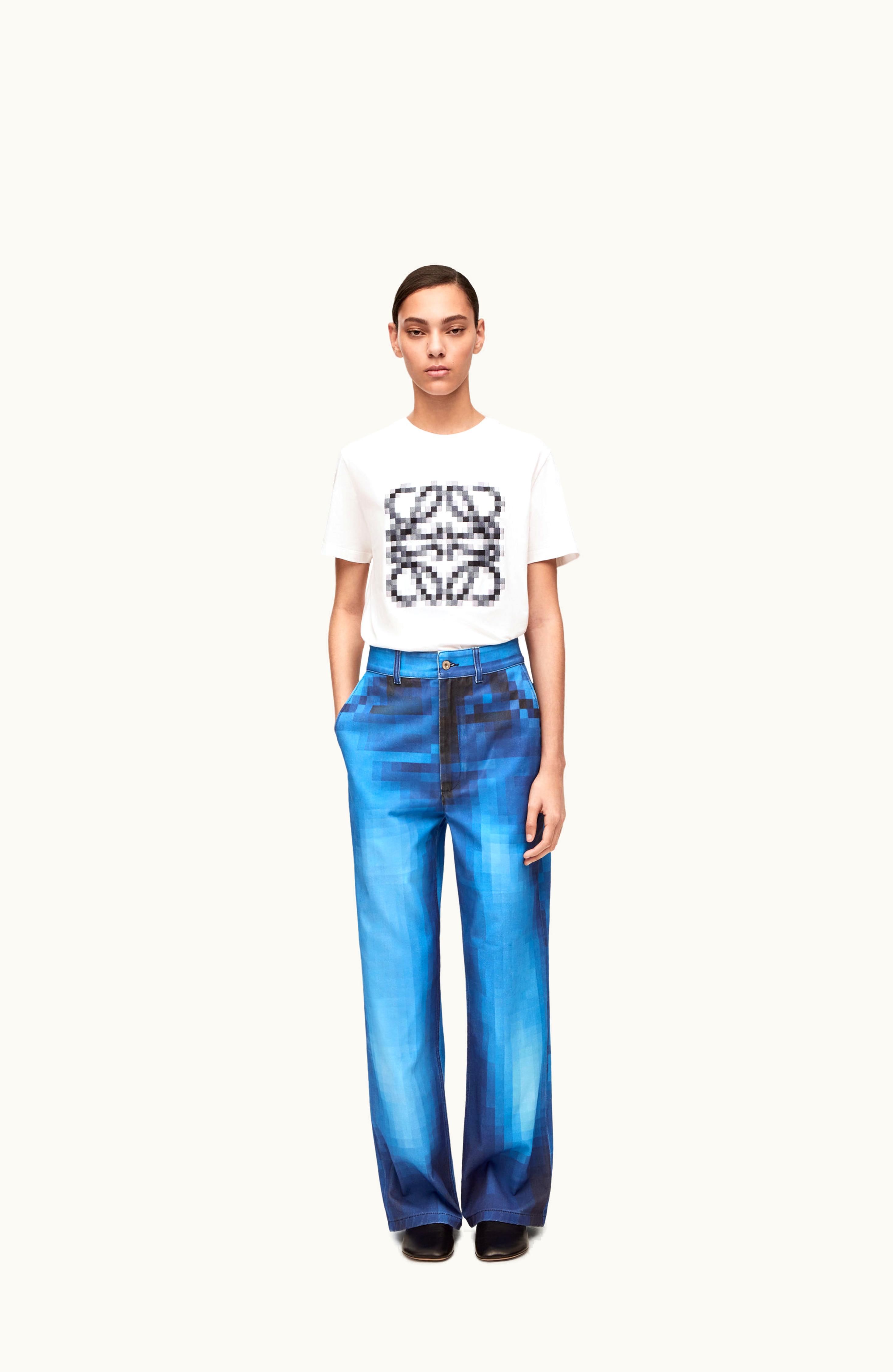 Loewe Loewe Pixelated Anagram Regular Fit T-shirt In Cotton White / Black