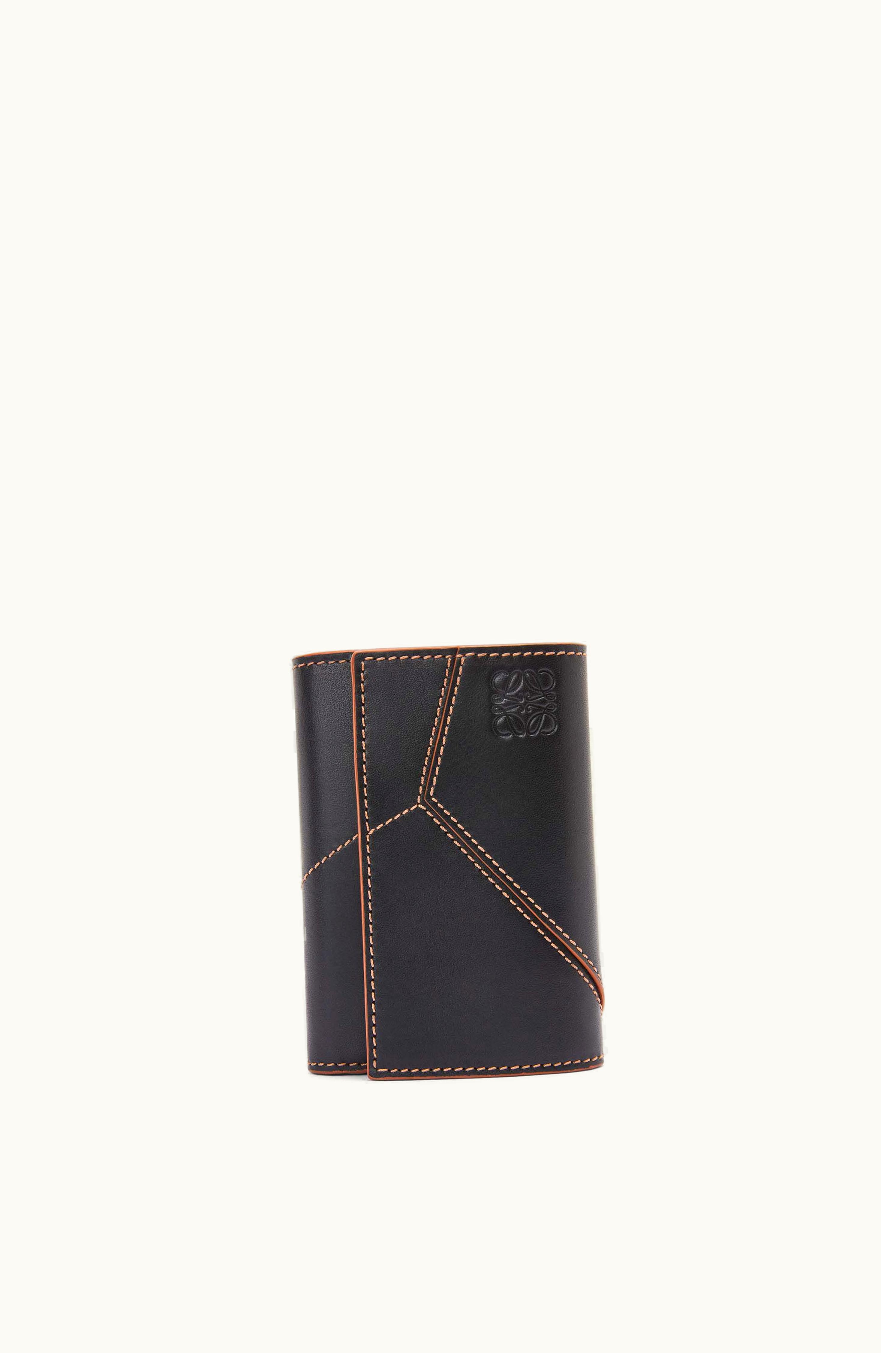 Loewe Loewe Puzzle Stitches Small Vertical Wallet In Smooth Calfskin Black