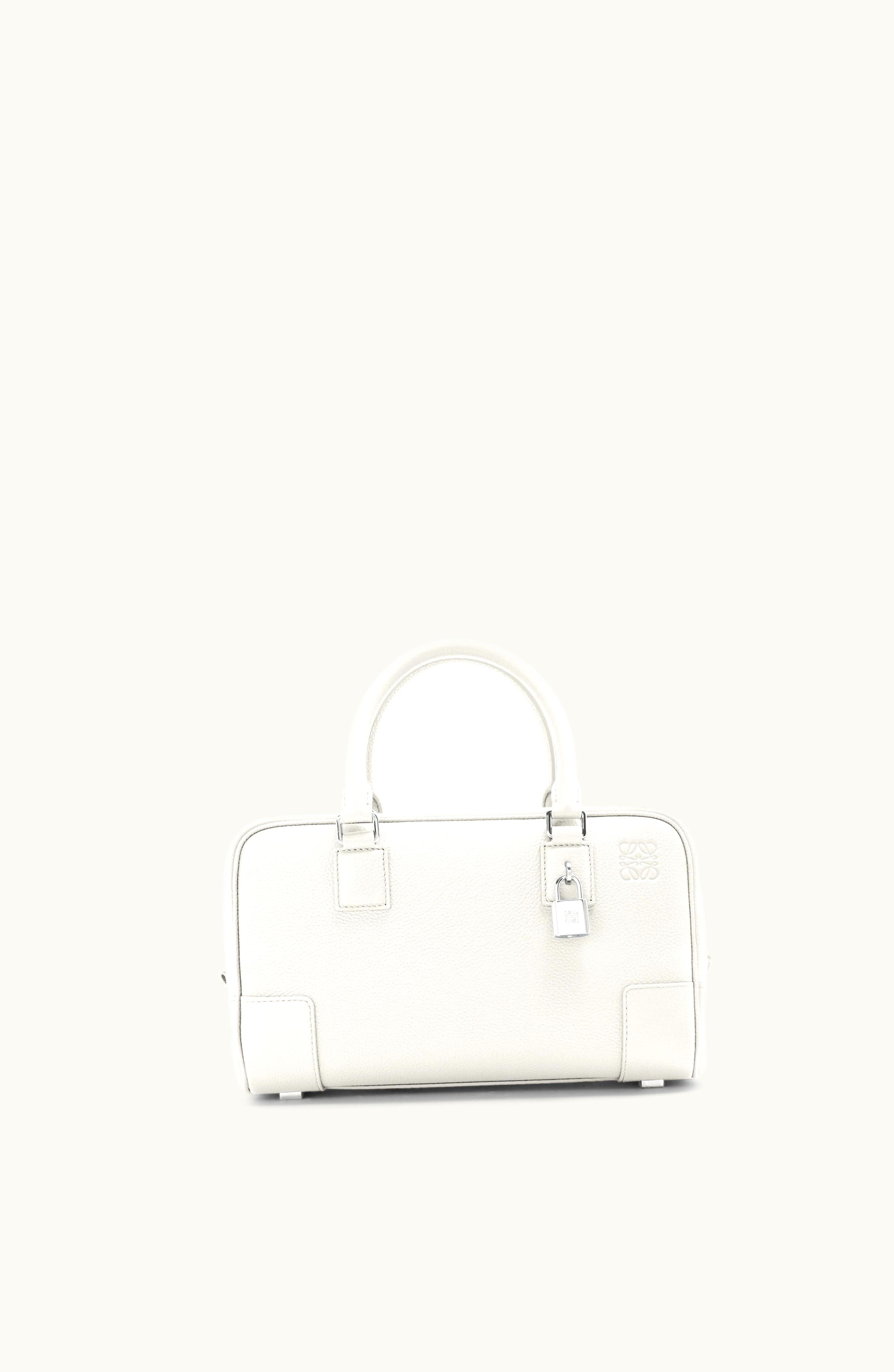 Loewe Loewe Amazona 23 Bag In Soft Grained Calfskin Soft White