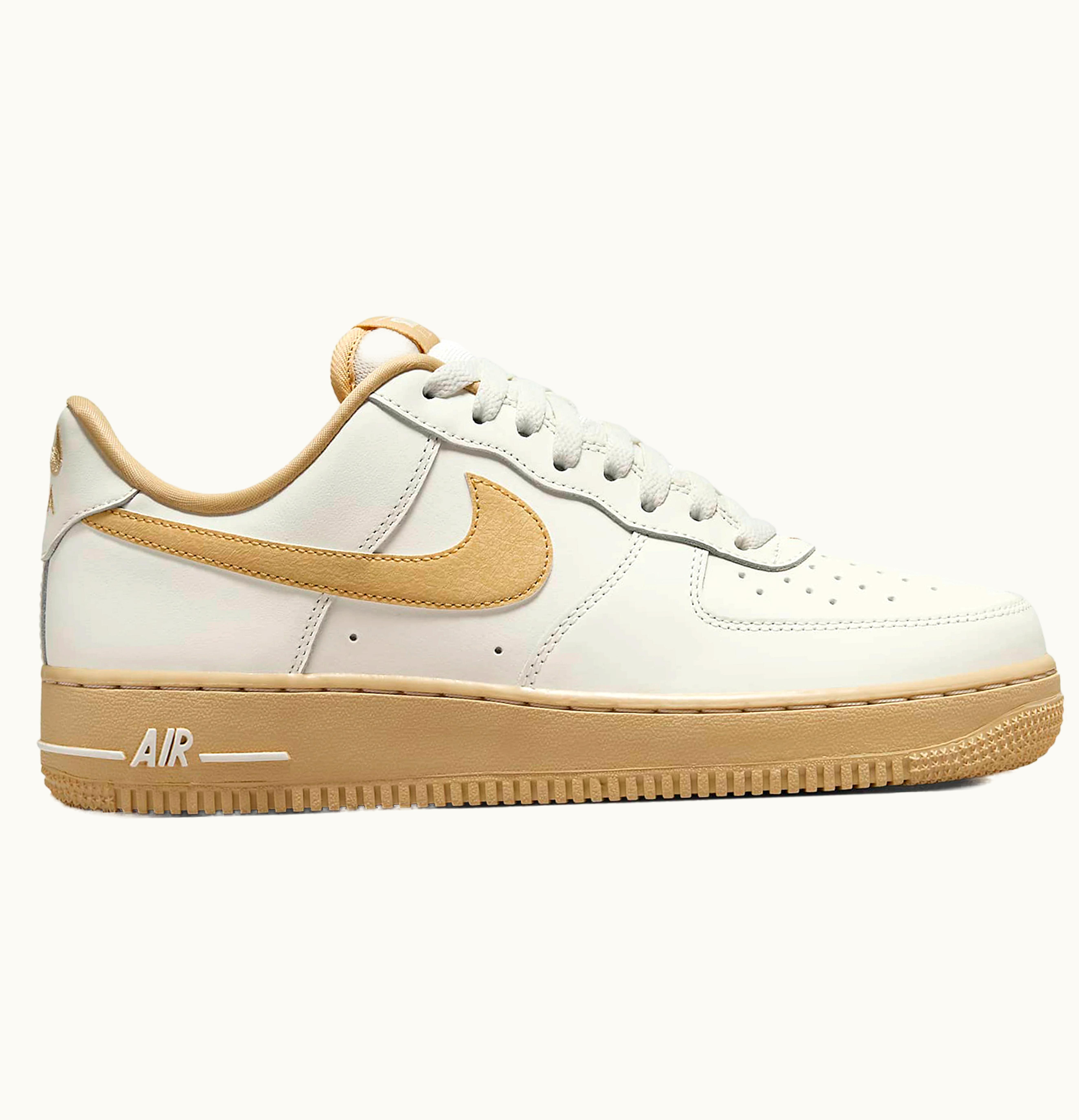 Nike Nike Air Force 1 Low 07 Sail Sesame Womens