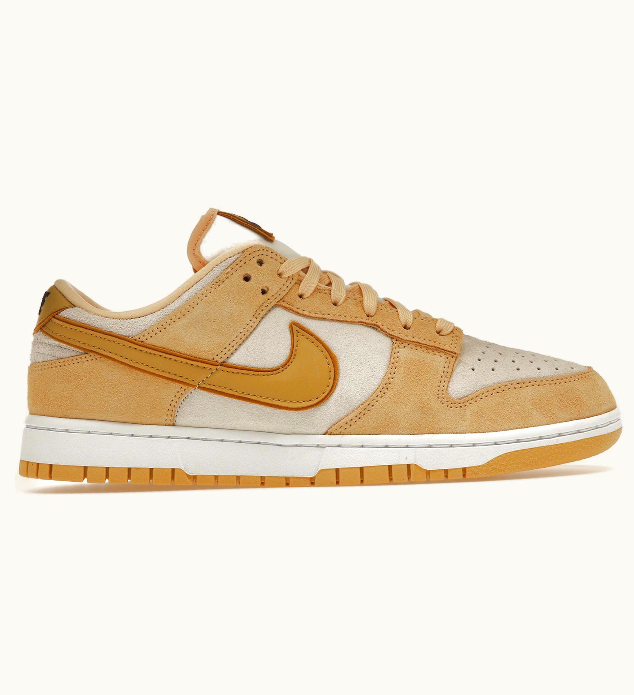Nike Nike Dunk Low Celestial Gold Suede W