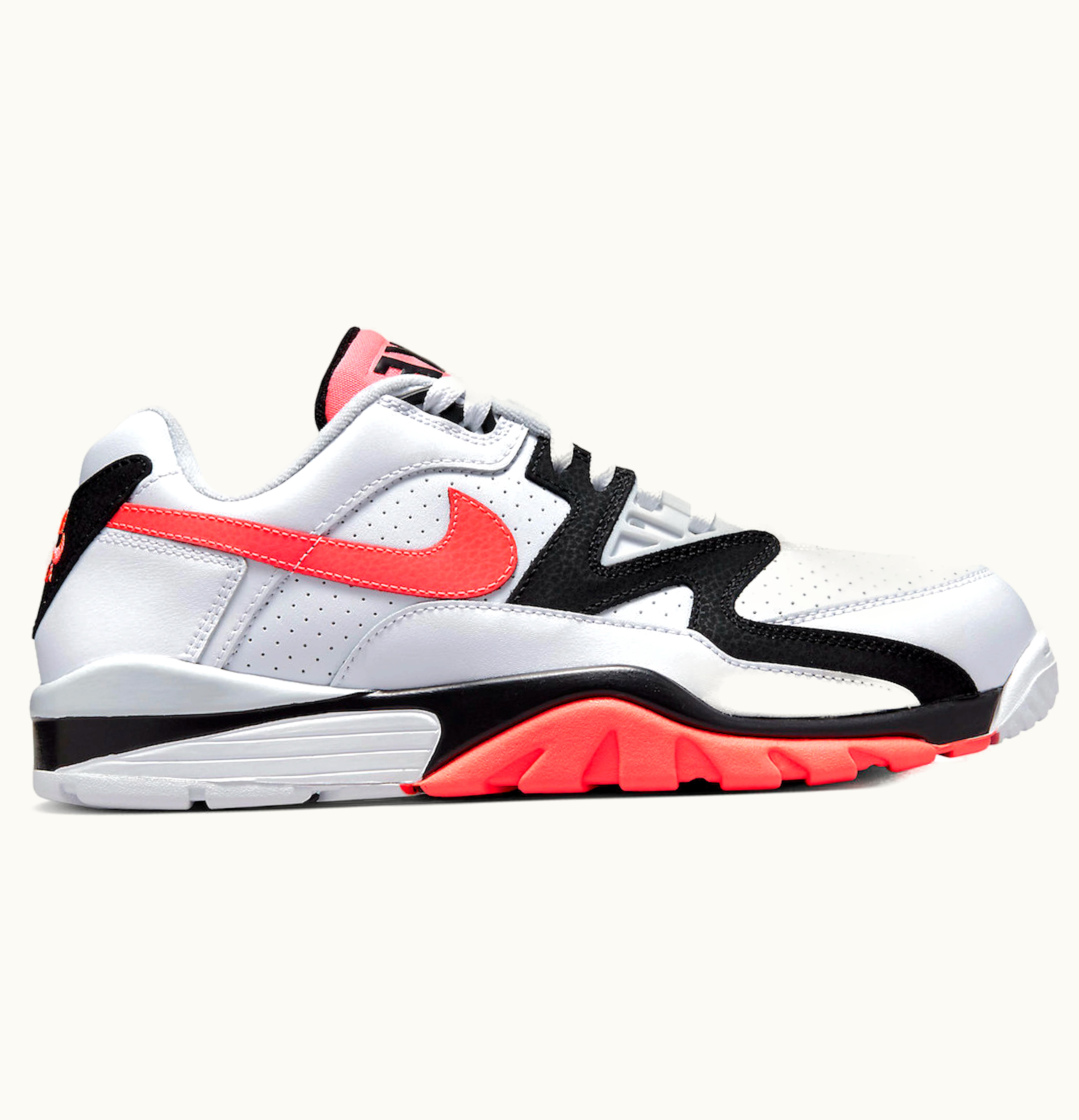 Nike Nike Air Cross Trainer 3 Low Hot Lava