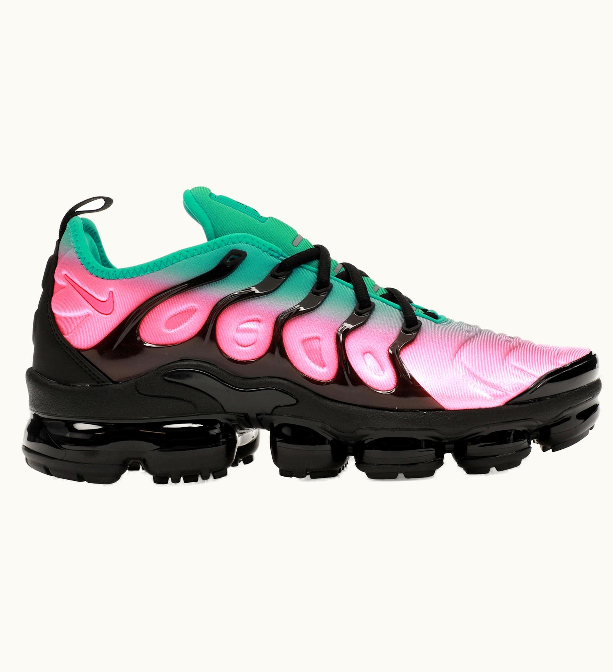 Nike Air Vapormax Plus Pink Blast Clear Jade Womens