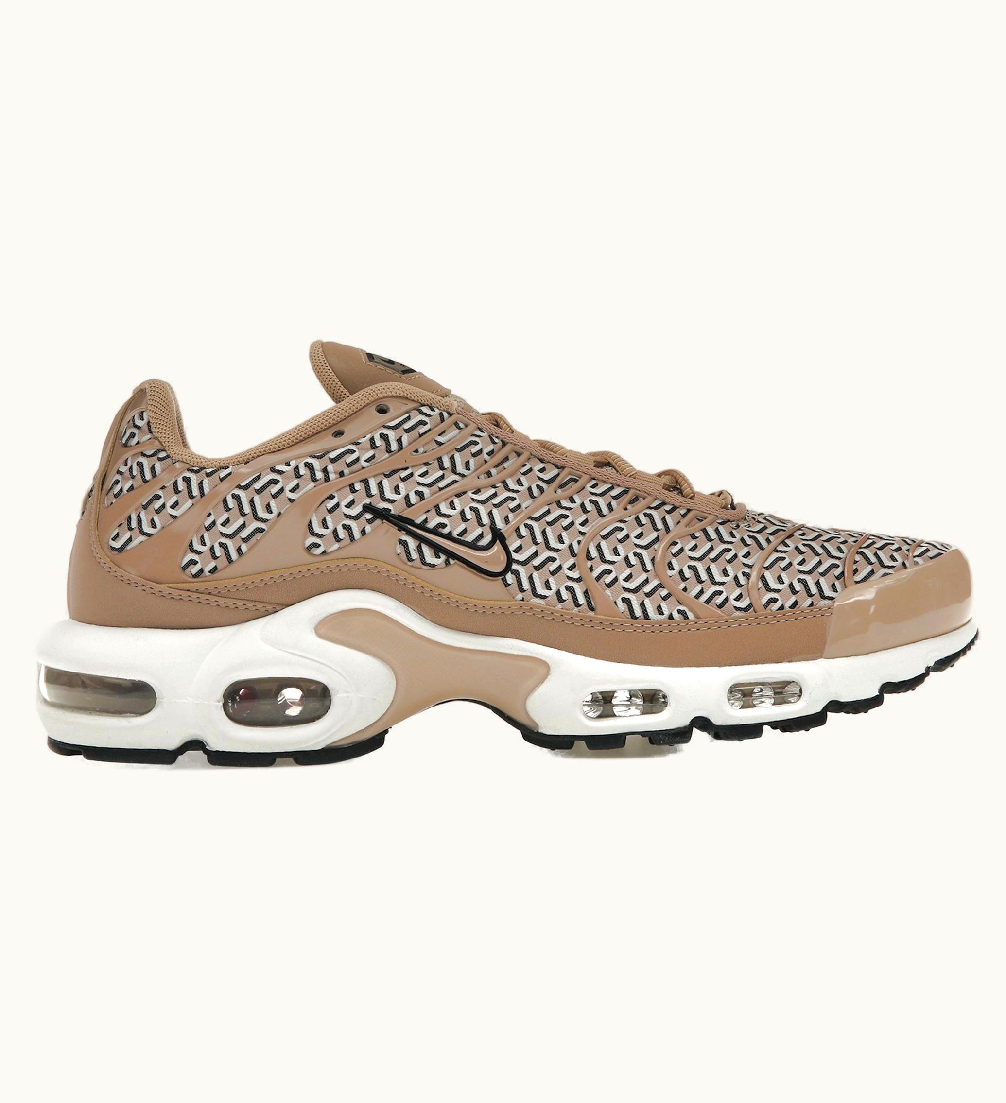 Nike Air Max Plus United In Victory Hemp Womens