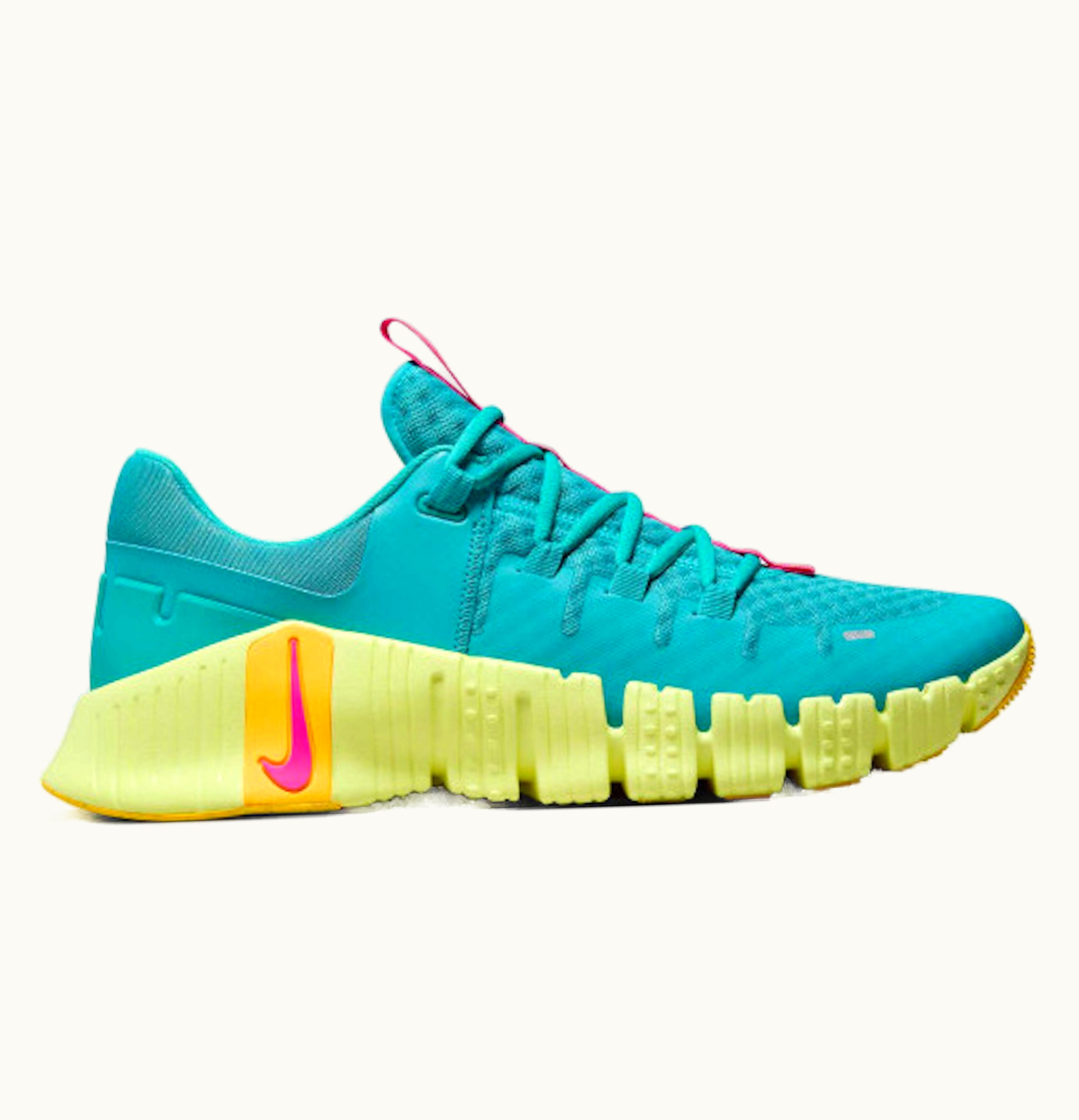 Nike Free Metcon 5 Dusty Cactus Fierce Pink