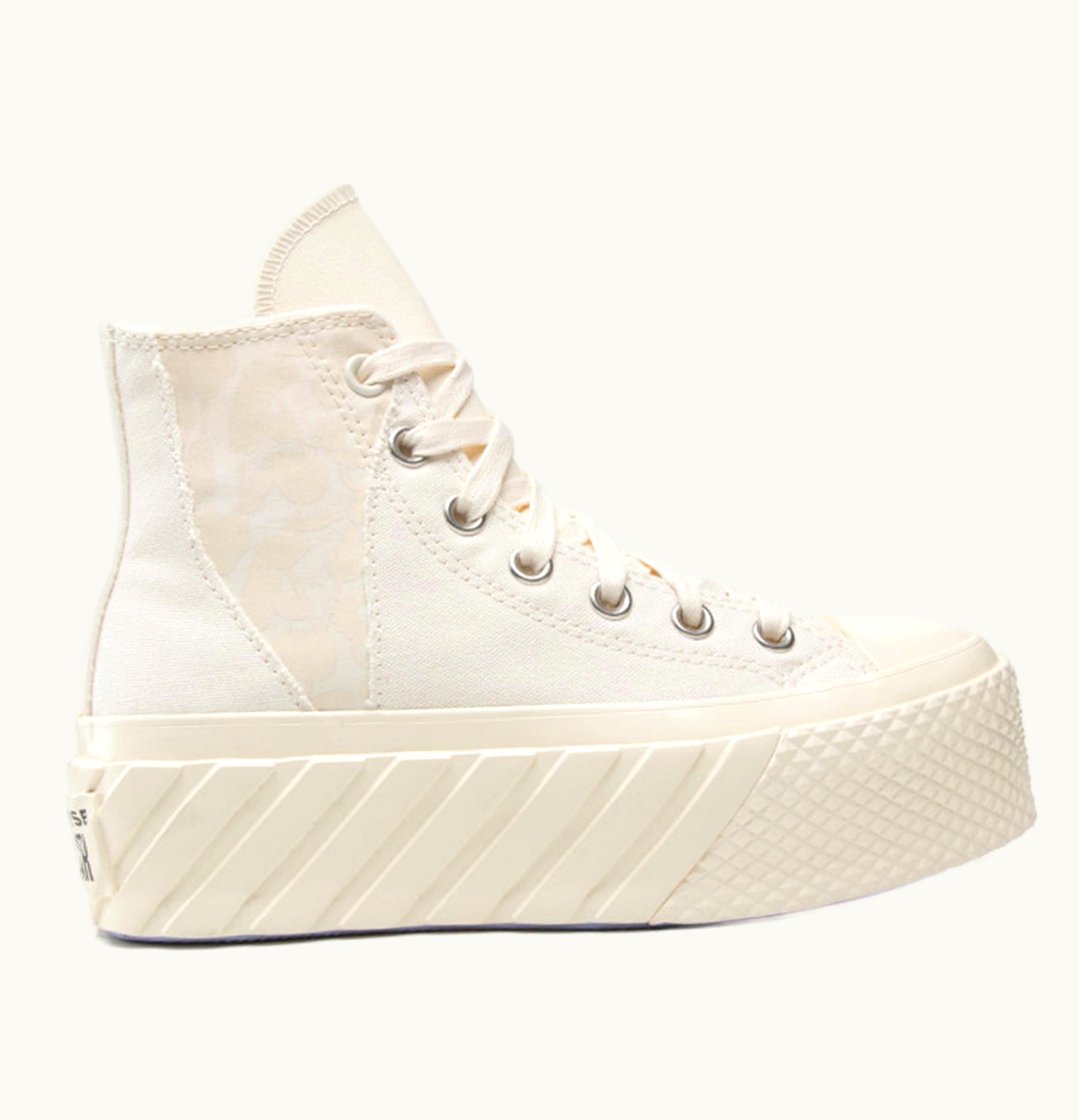 Converse Chuck Taylor All Star Lift 2x We Are Stronger Together W