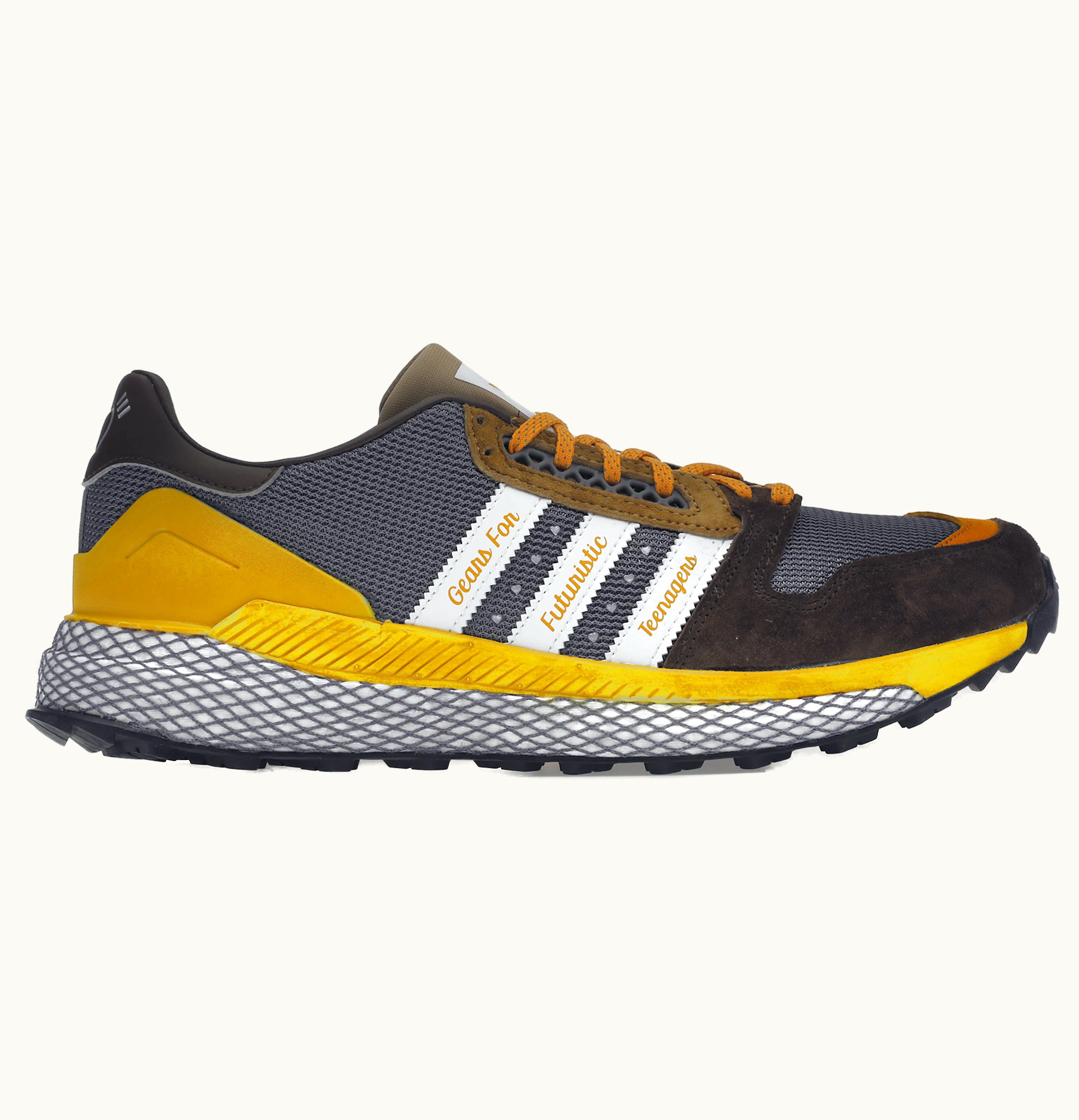 Adidas Questar Human Made Brown