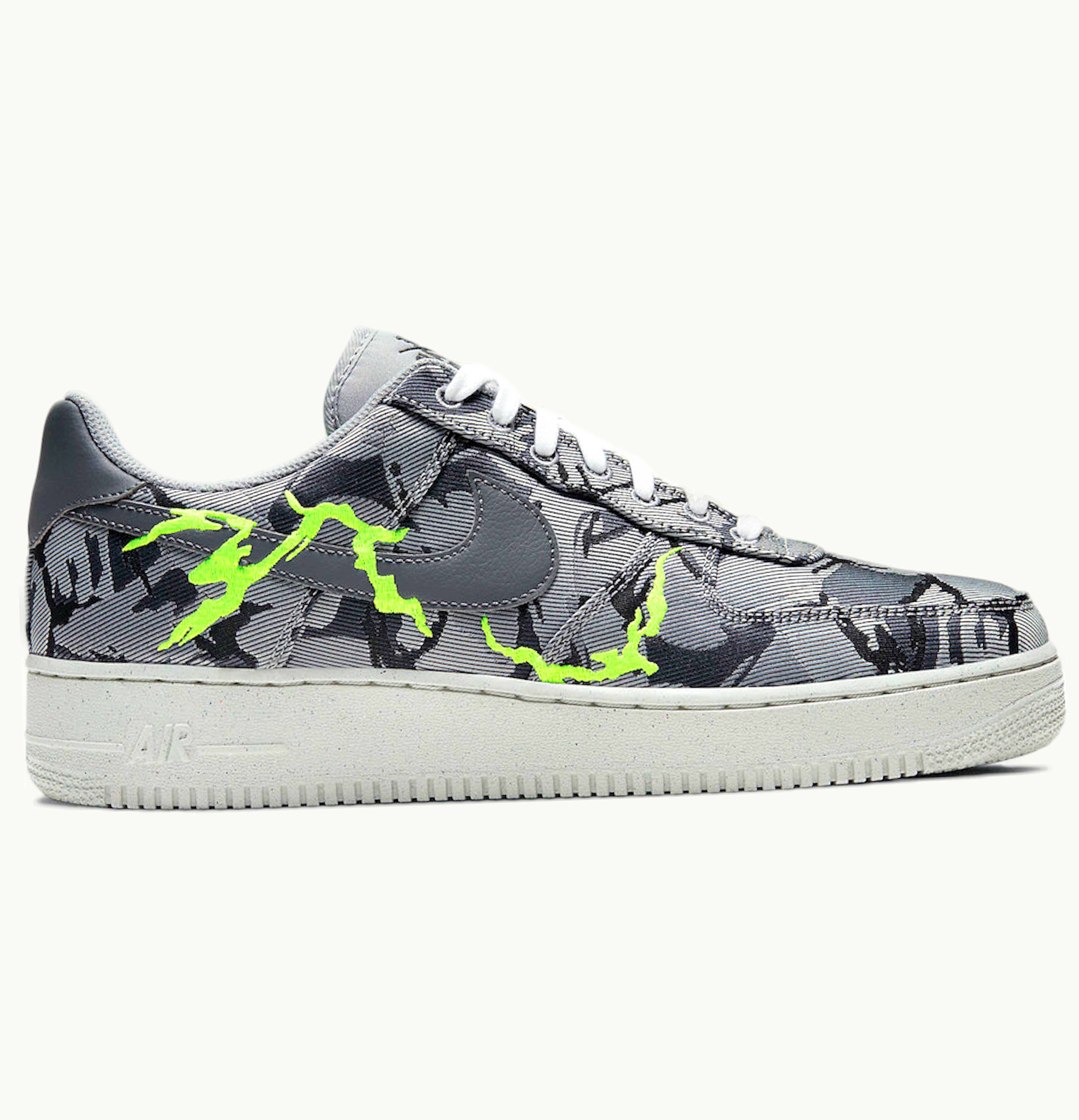 Nike Nike Air Force 1 07 LX Light Smoke Grey Camo Embroidery