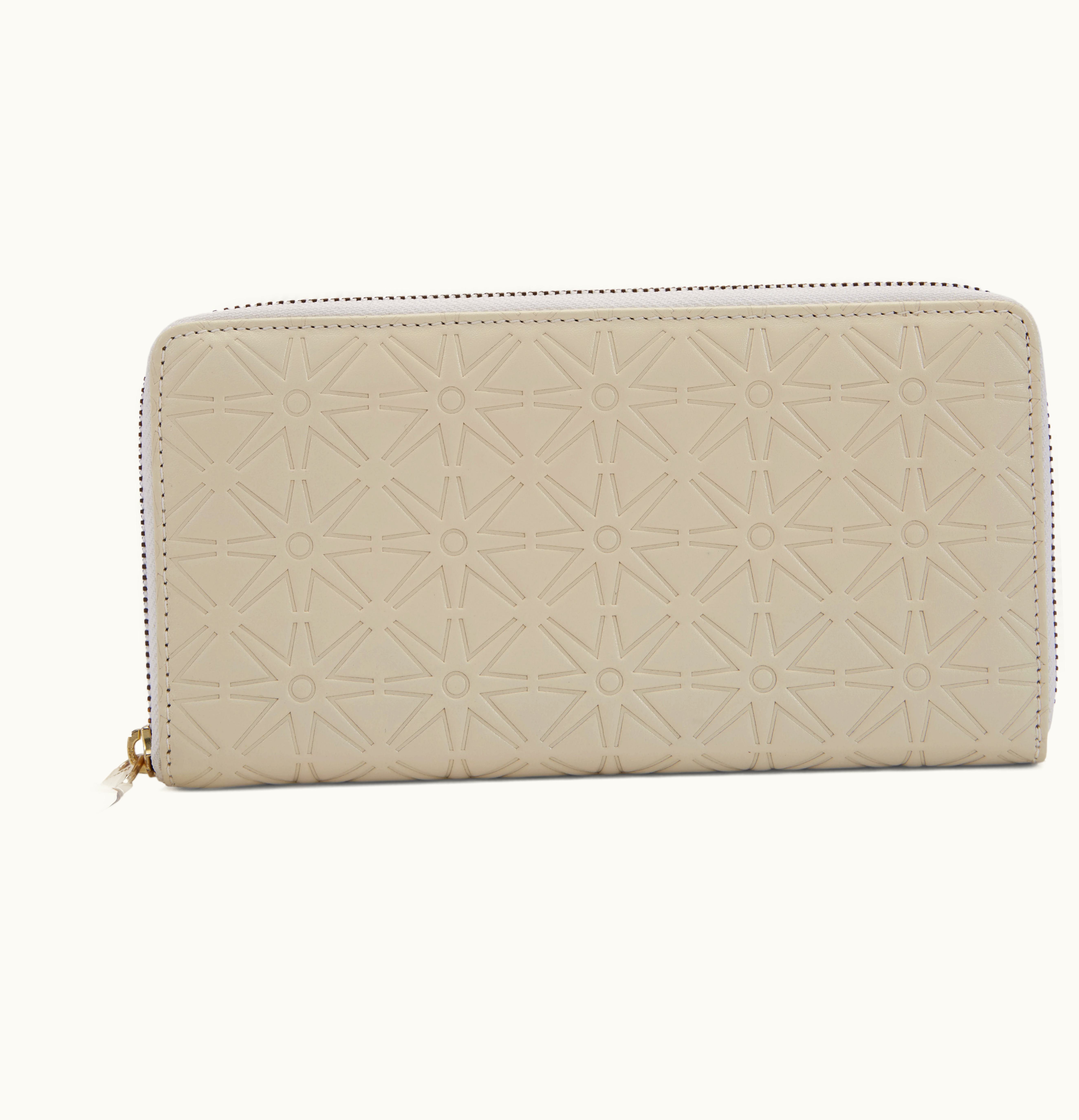 Comme Des Garçons Comme des Garcons SA010EA Wallet Star Embossed Off White