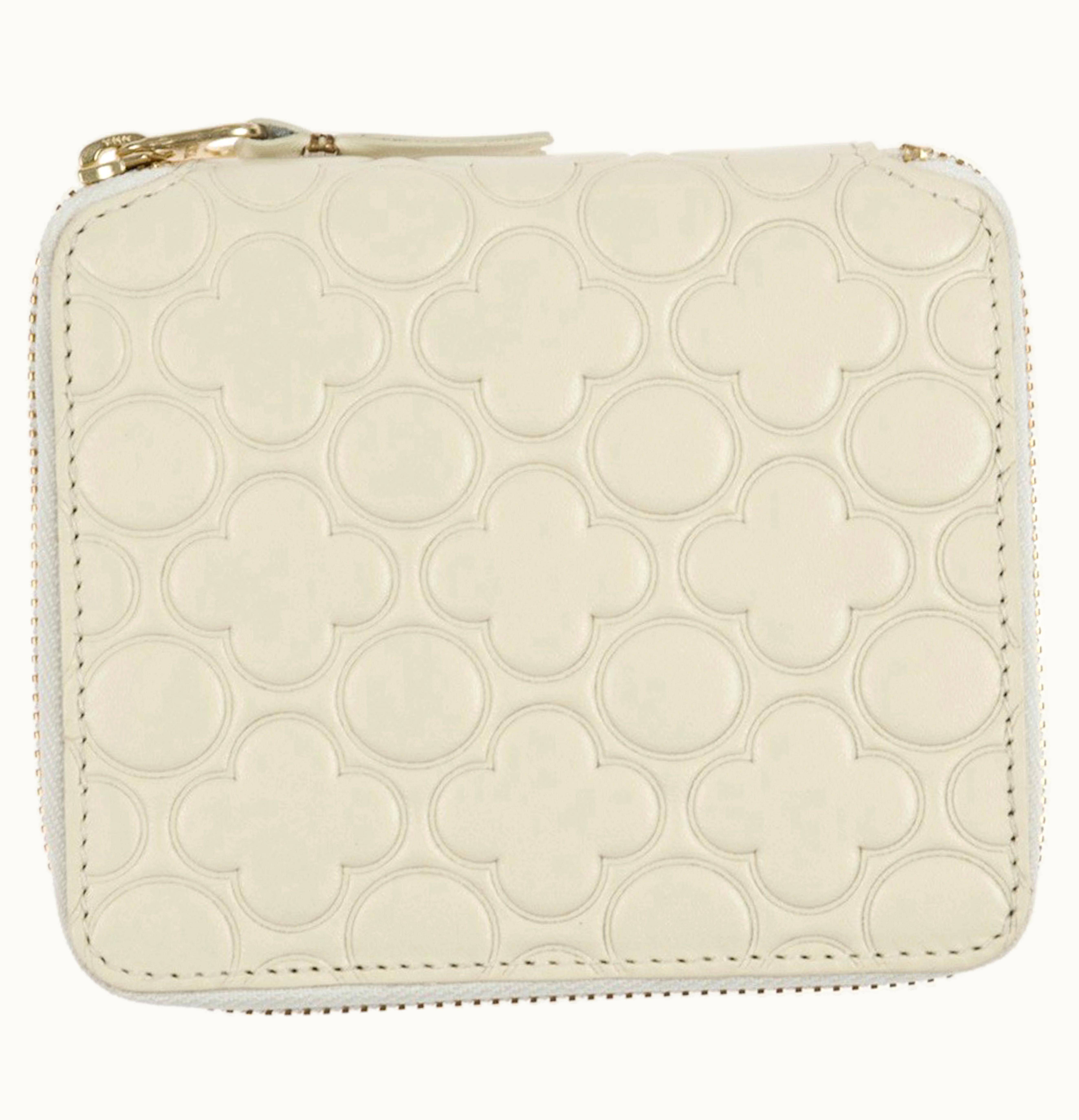 Comme Des Garçons Comme des Garcons SA210EB Classic Embossed B Wallet Off White