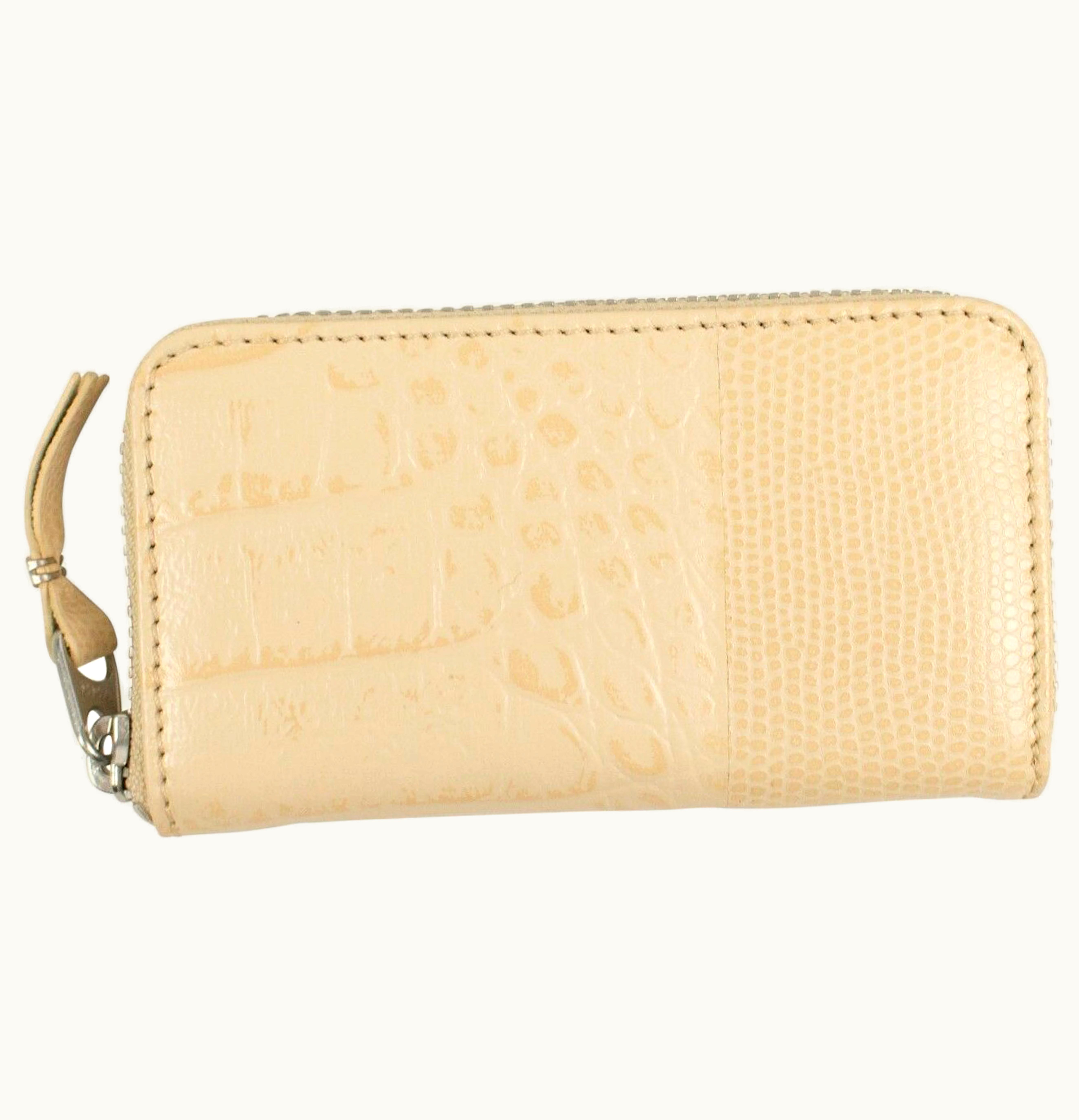 Comme Des Garçons Comme des Garcons SA4100RP Wallet Animal Embossed Off White