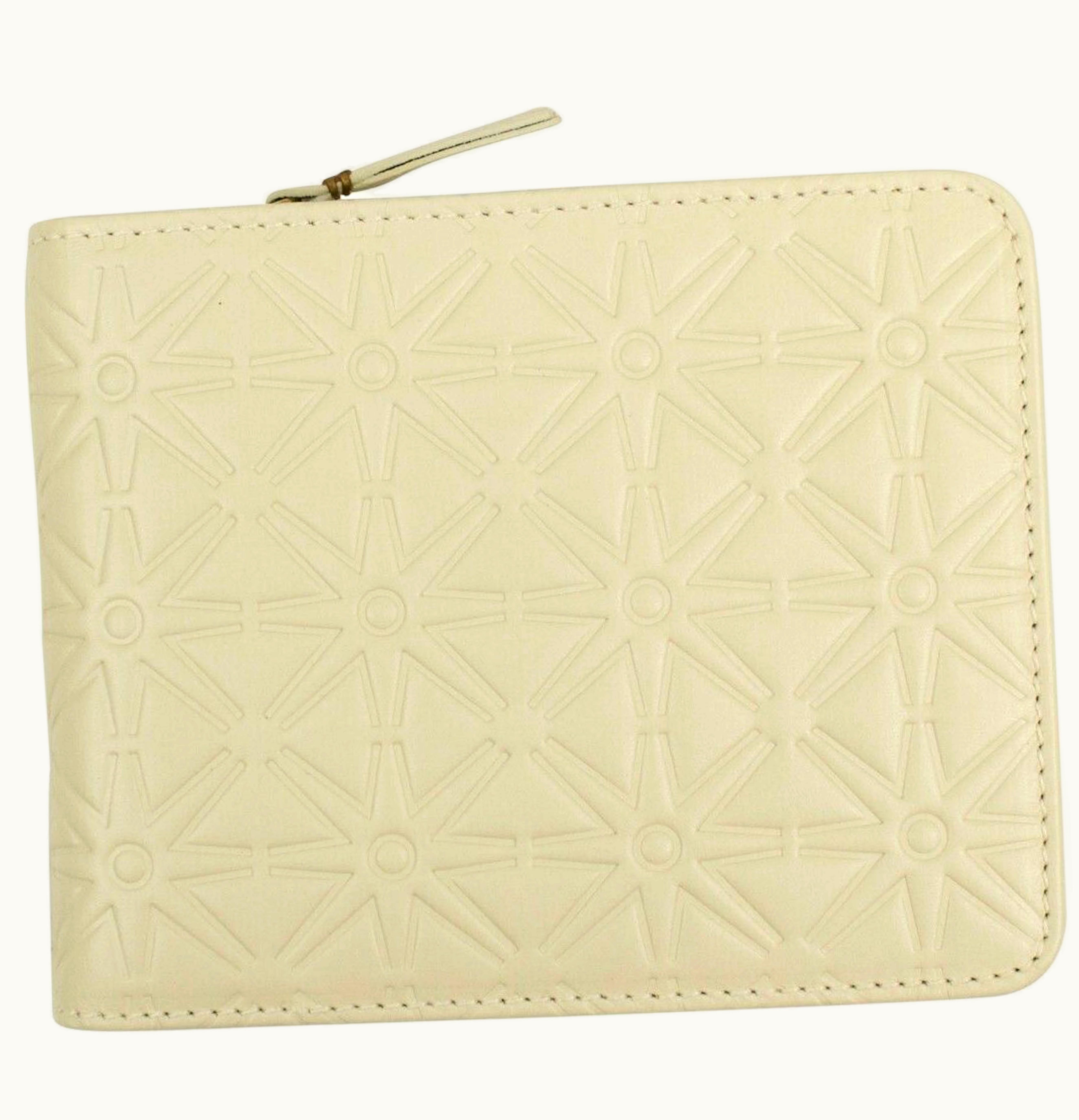 Comme Des Garçons Comme des Garcons SA9100EA Wallet Star Embossed Off White