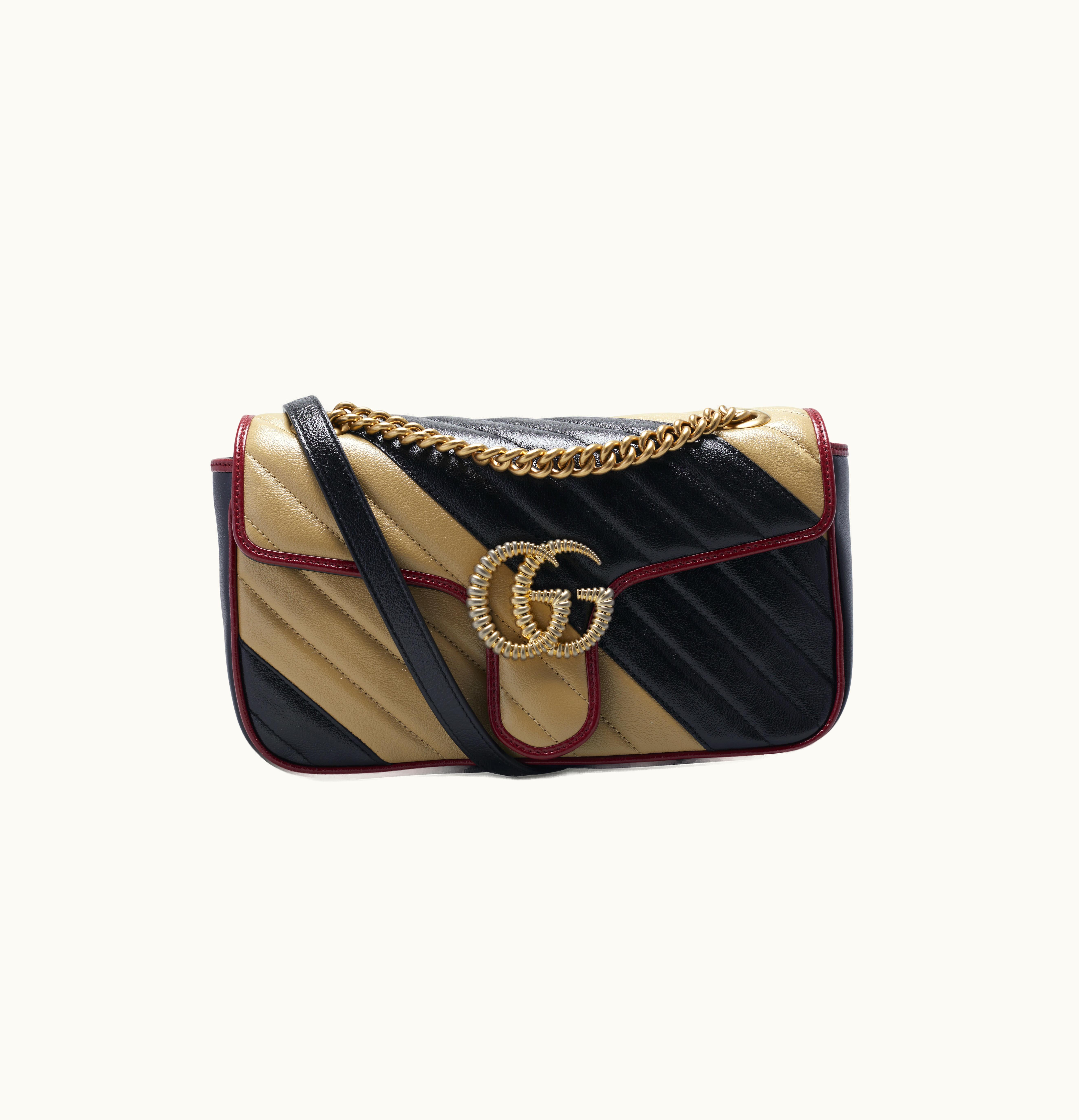 Gucci Gucci Marmont GG Shoulder Bag Diagonal Matelasse Small Beige Black