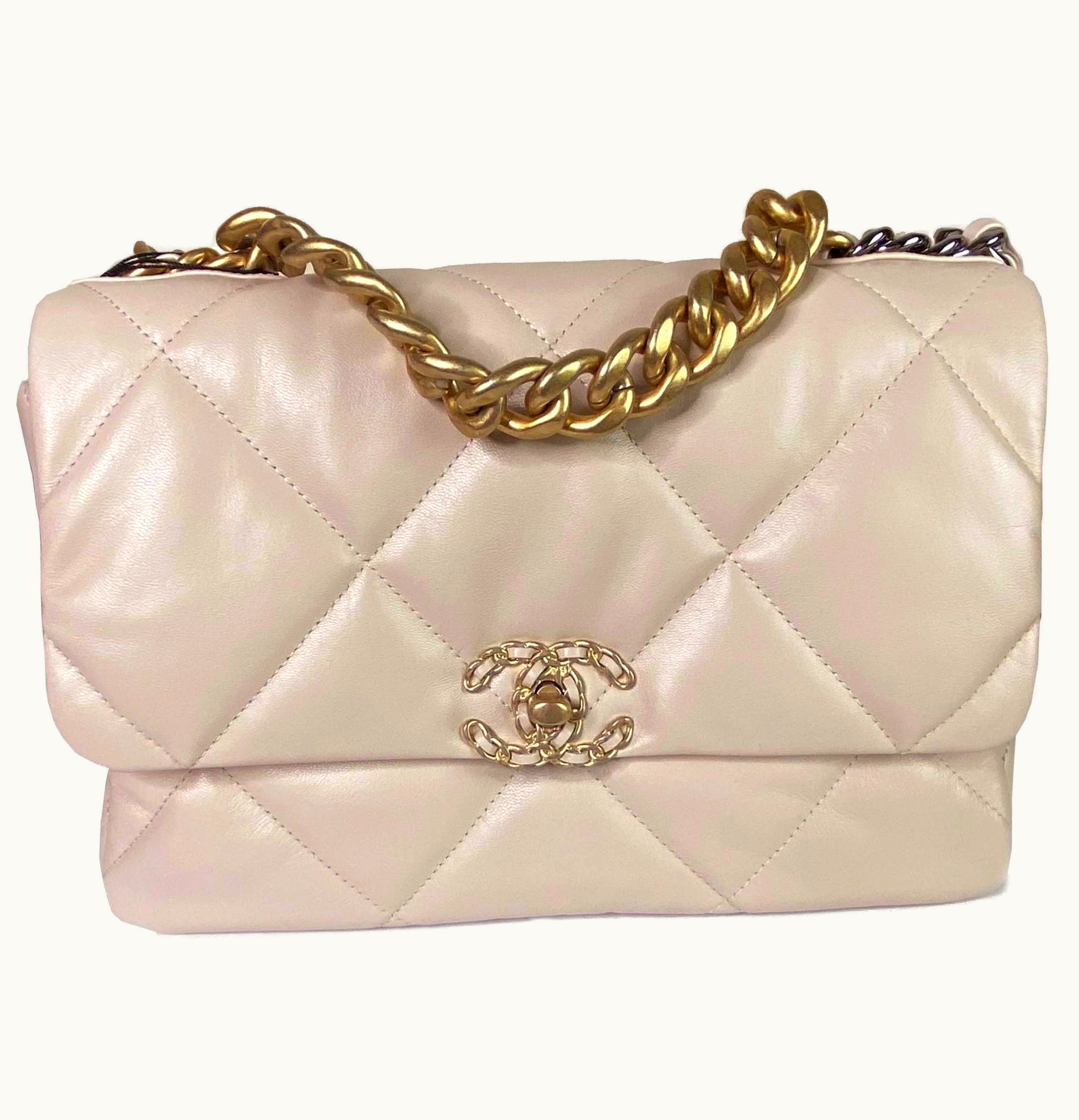 Chanel Chanel 19 Flap Beige