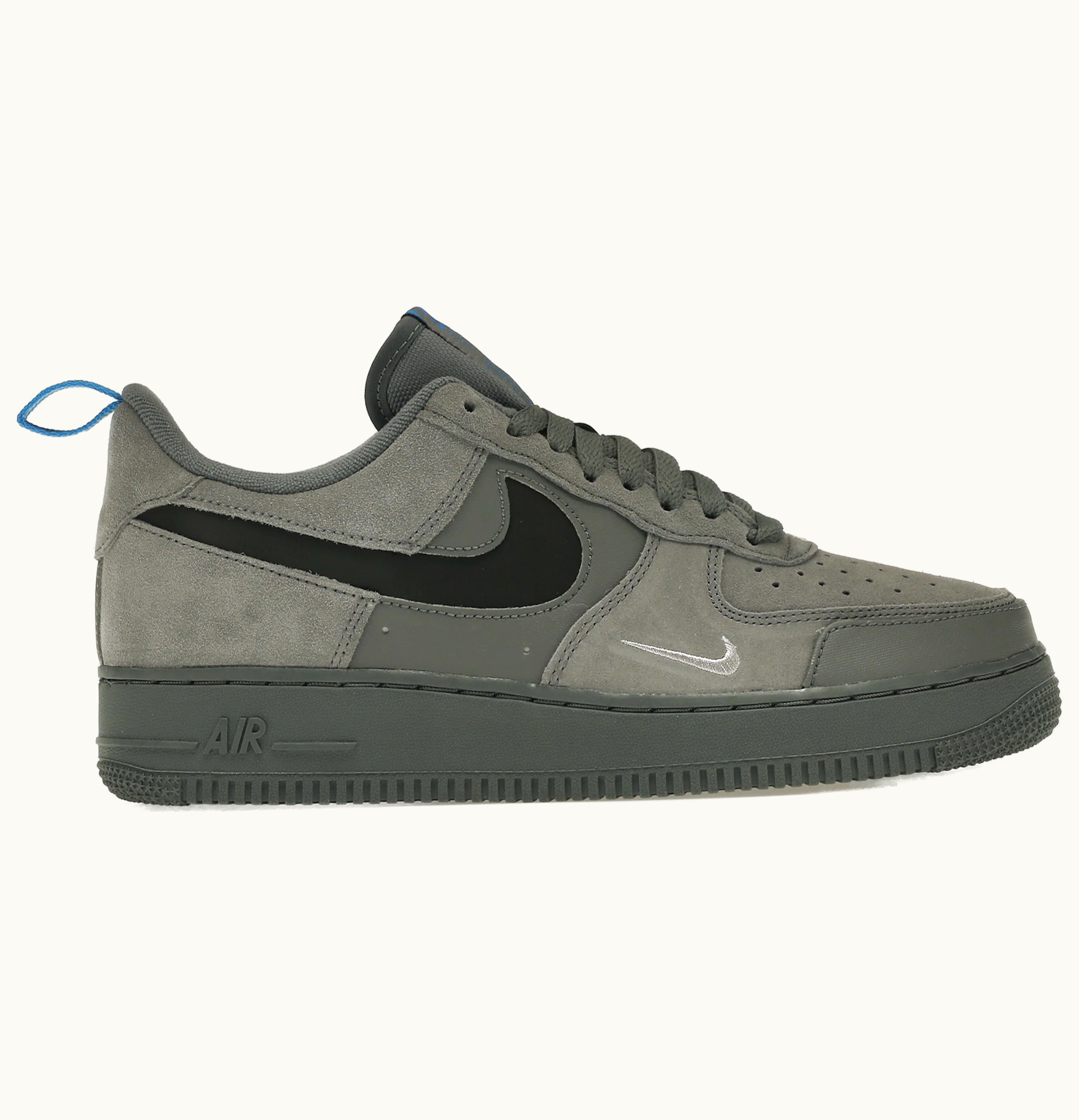 Nike Nike Air Force 1 Low Cut Out Swoosh Grey