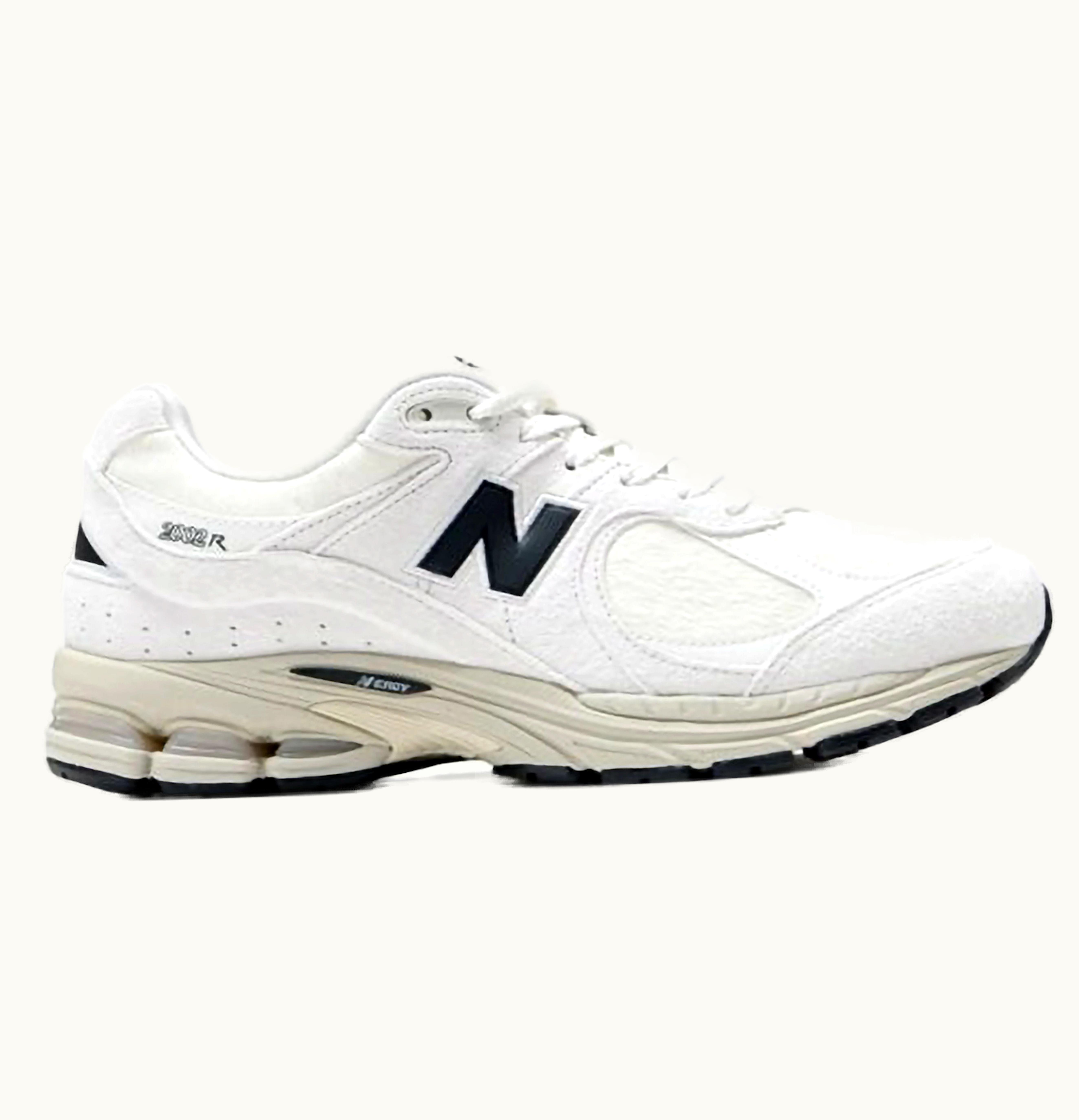 New Balance 2002r White Pack