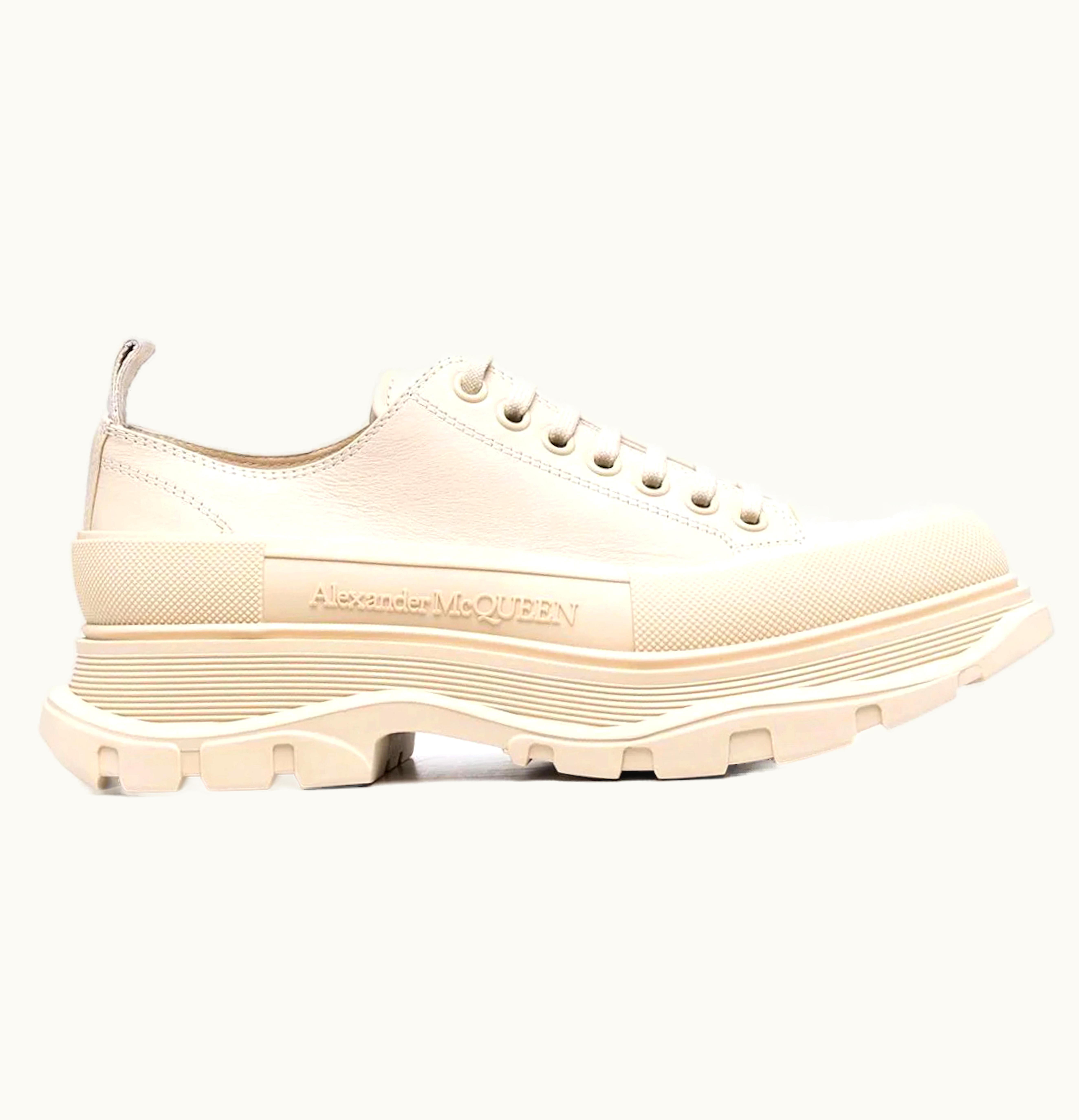 Alexander McQueen Tread Slick Low Lace Up Beige