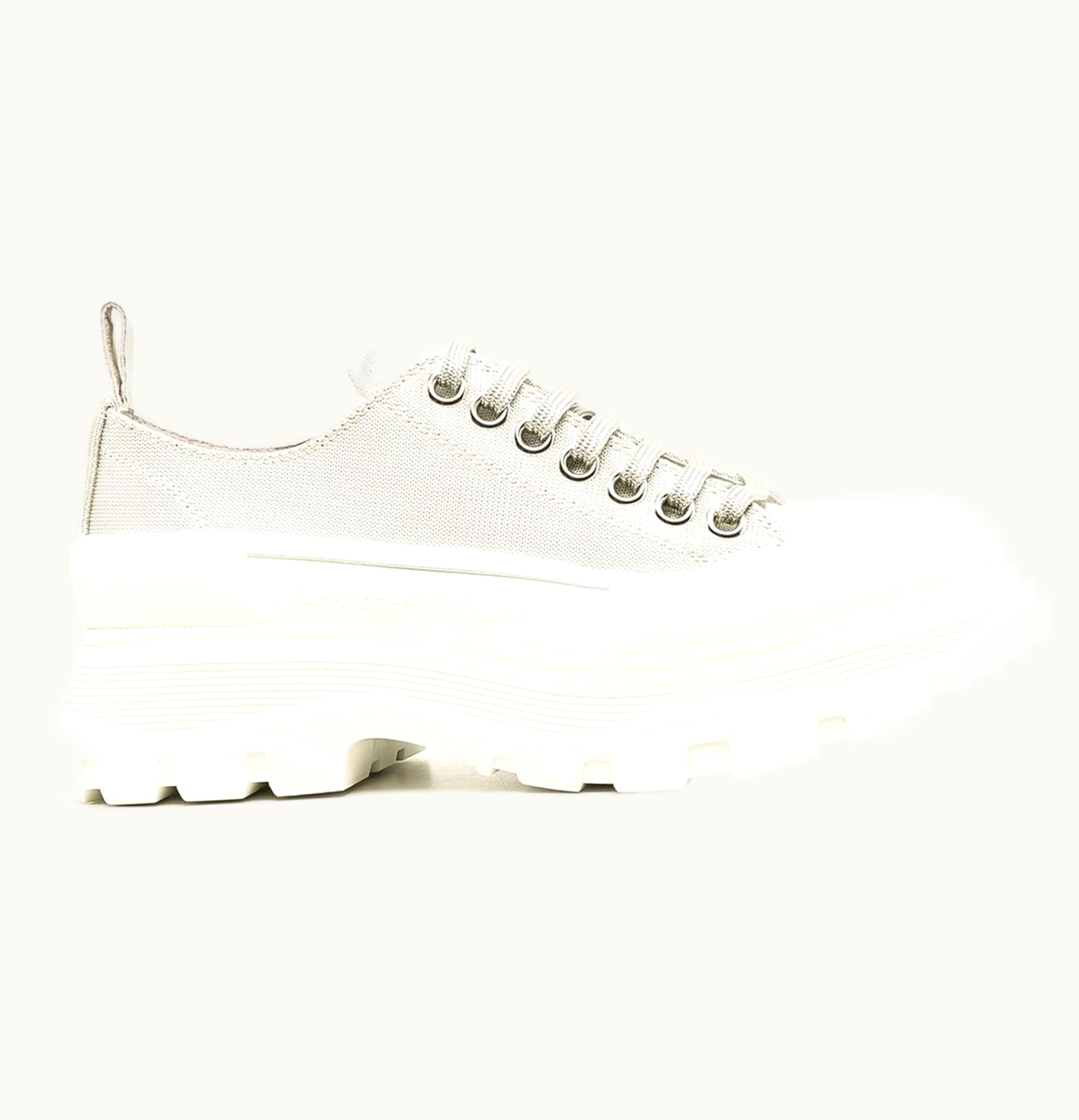 Alexander McQueen Tread Slick Low Lace Up Light Grey White W