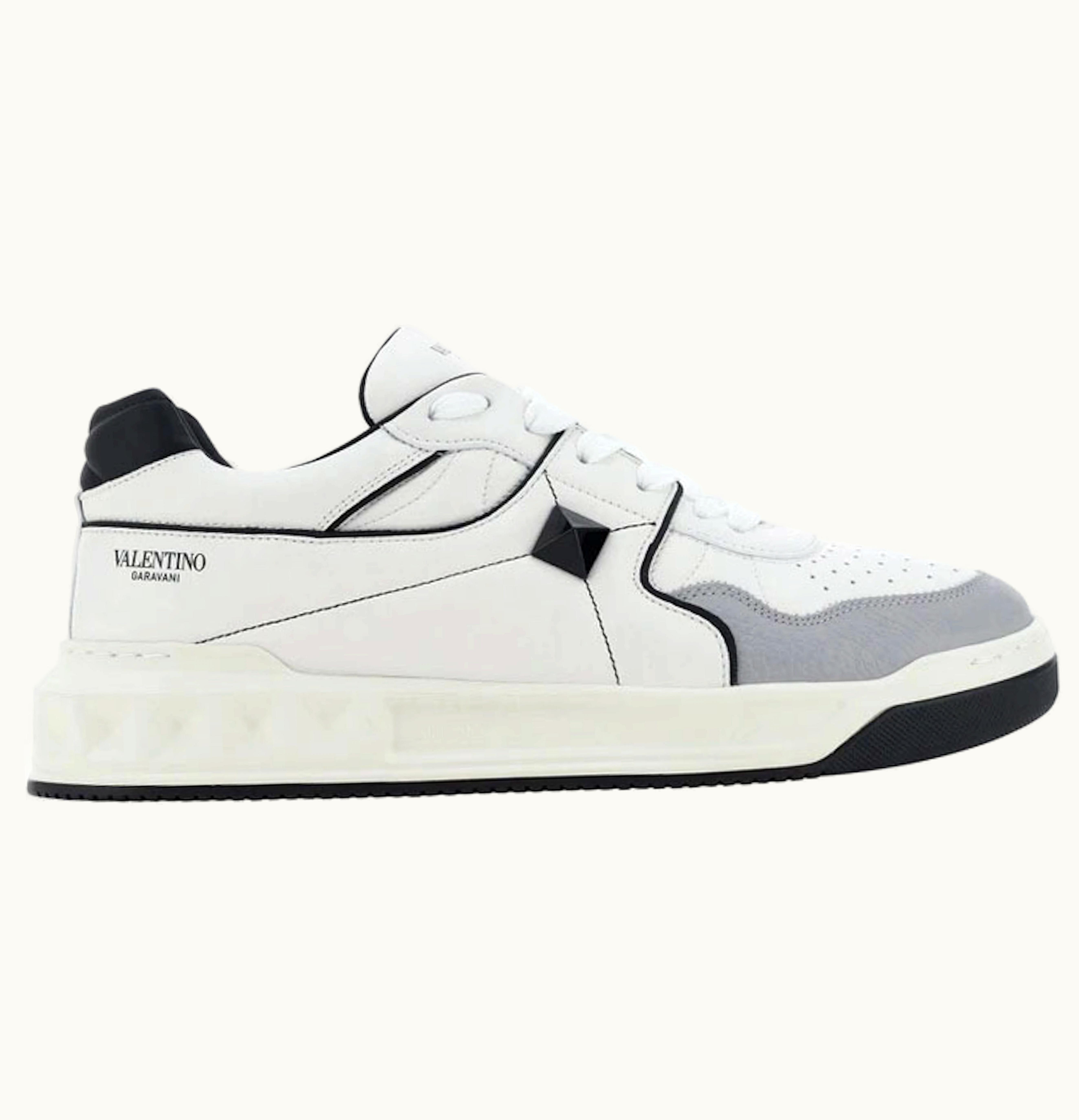 Valentino Valentino One Stud Low Sneaker White Black Grey