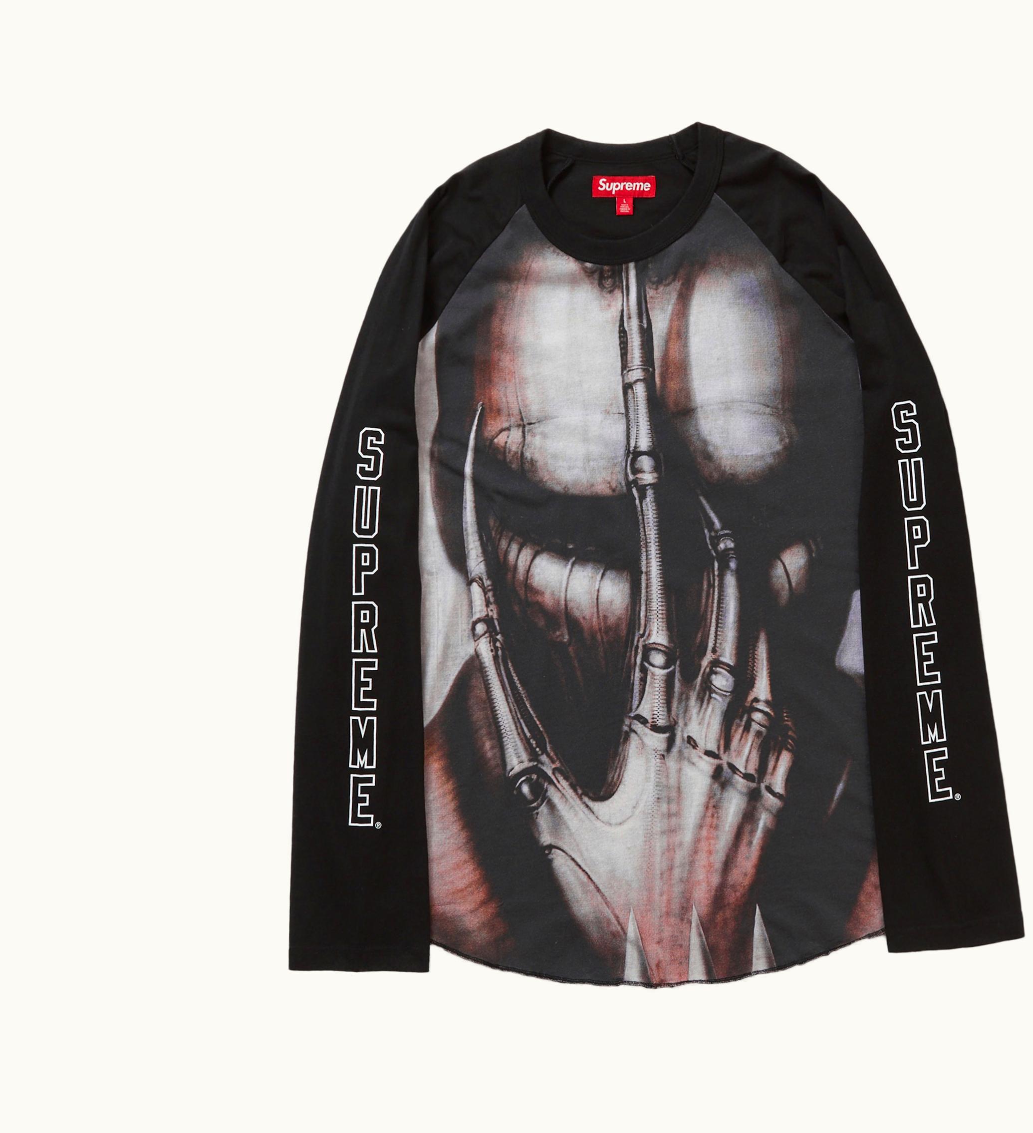 Supreme Supreme HR Giger Raglan L S Top Black
