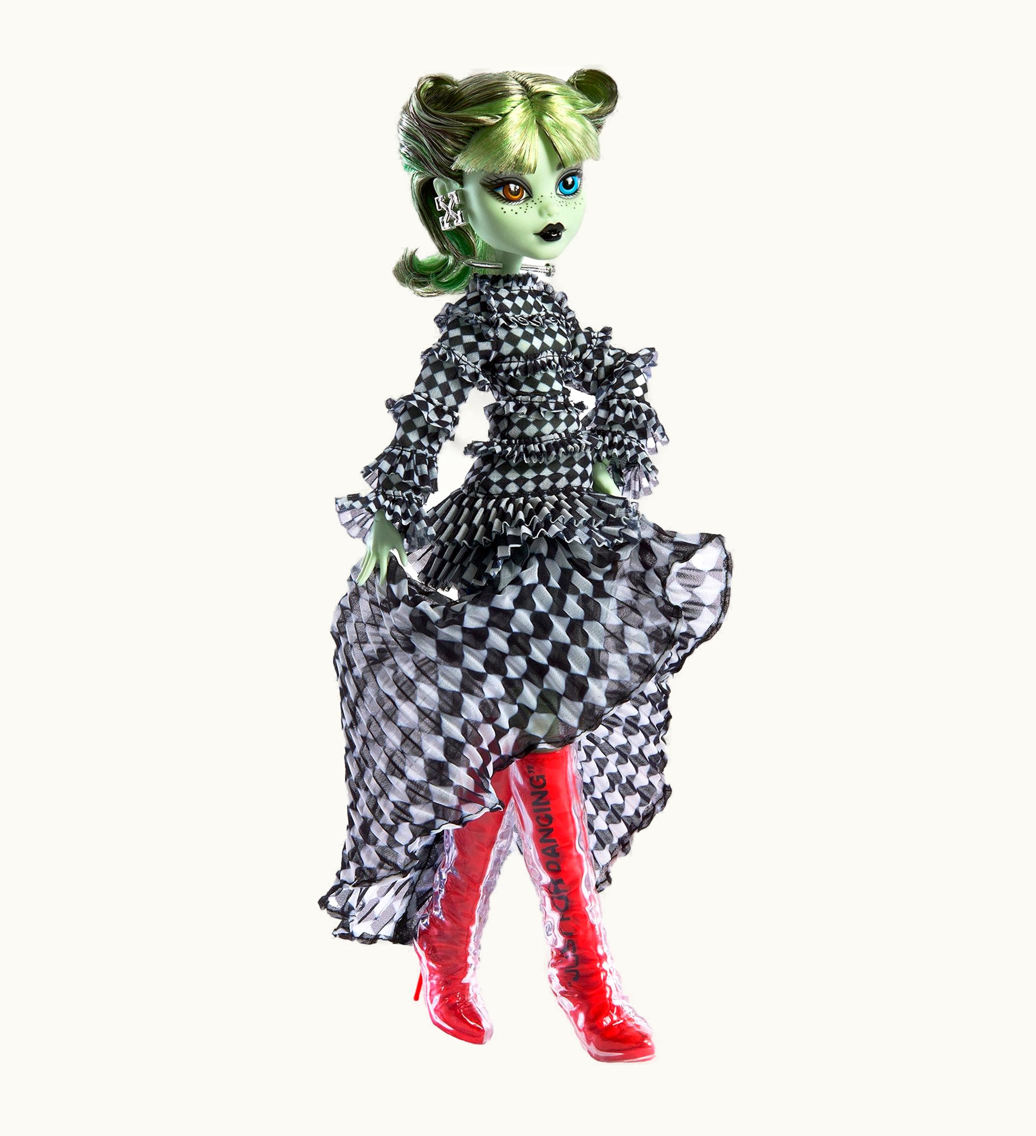 Mattel Mattel Off White C O Monster High Harmonie Ghoul Doll