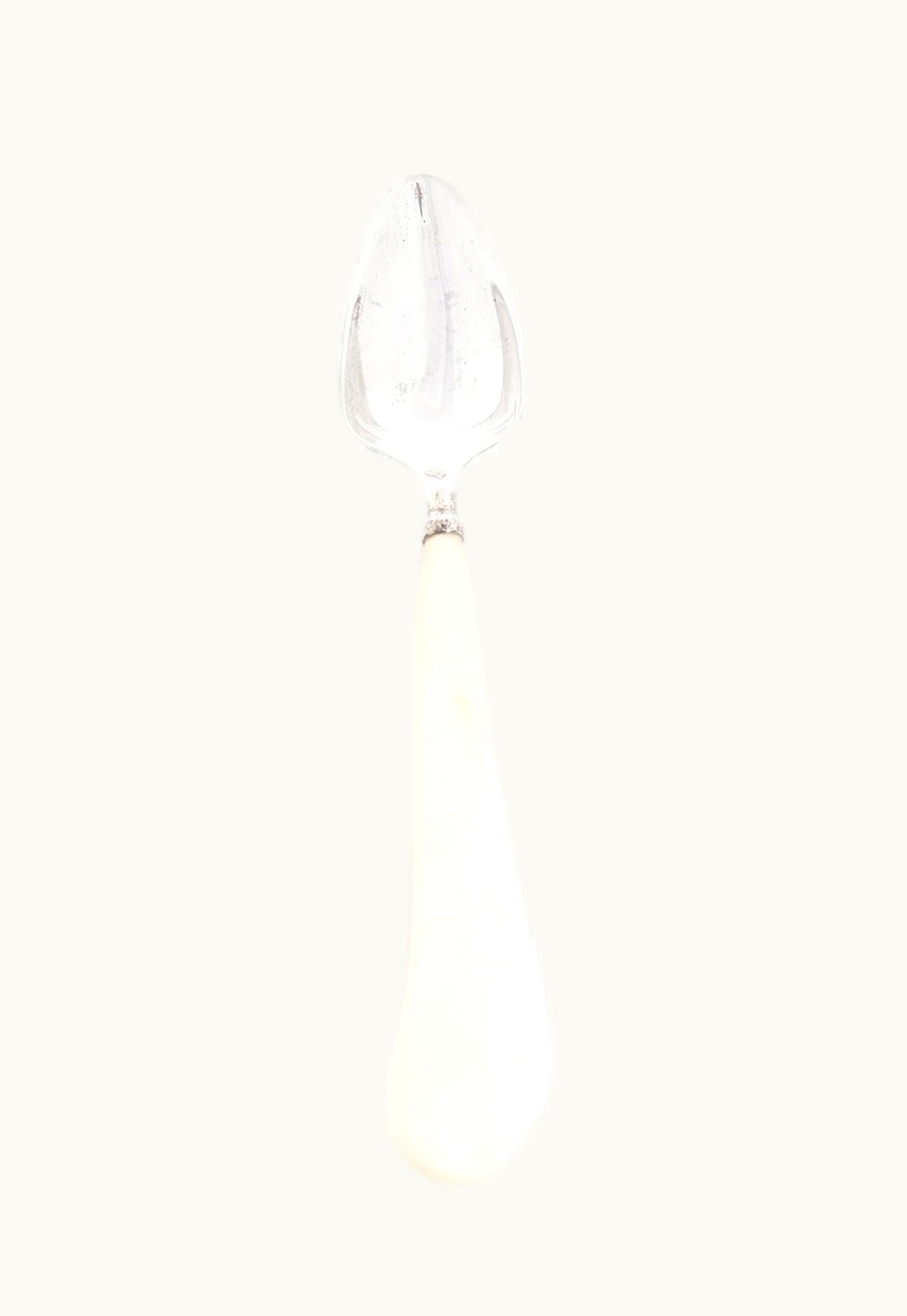 Rick Owens Rick Owens Salad Spoon * Material: Sterling Top - Bone Handle. * Dimension: L 28, 5 - W 5 - H 2, 5 CM. * Weight: 195 G
