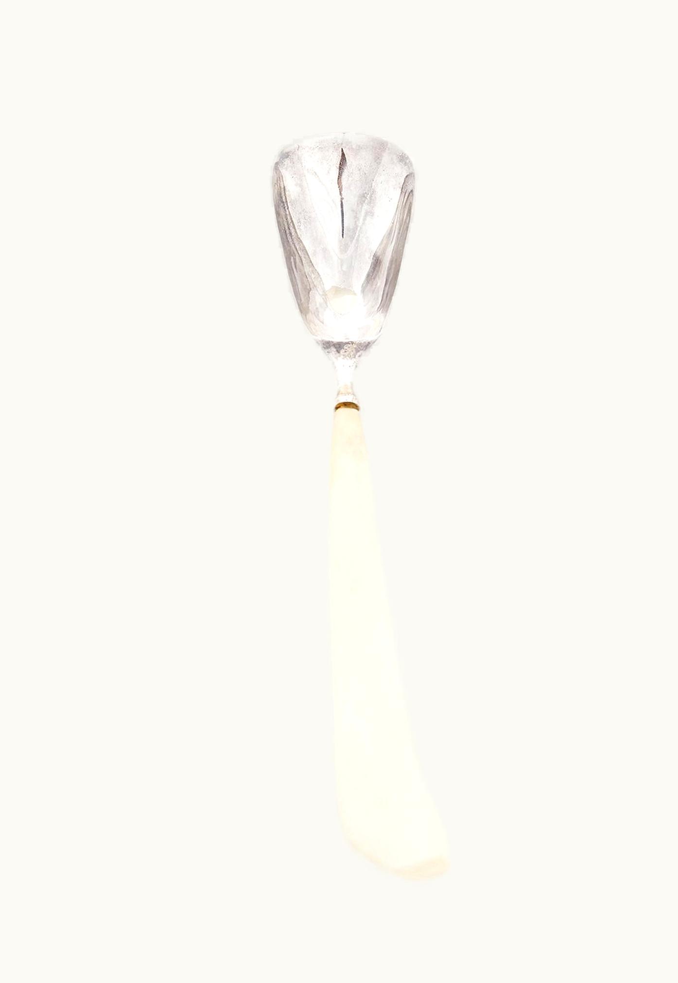 Rick Owens Rick Owens Serving Spoon * Material: Sterling Top - Bone Handle. * Dimension: L 29 - W 5, 5 - H 5 CM. * Weight: 178 G