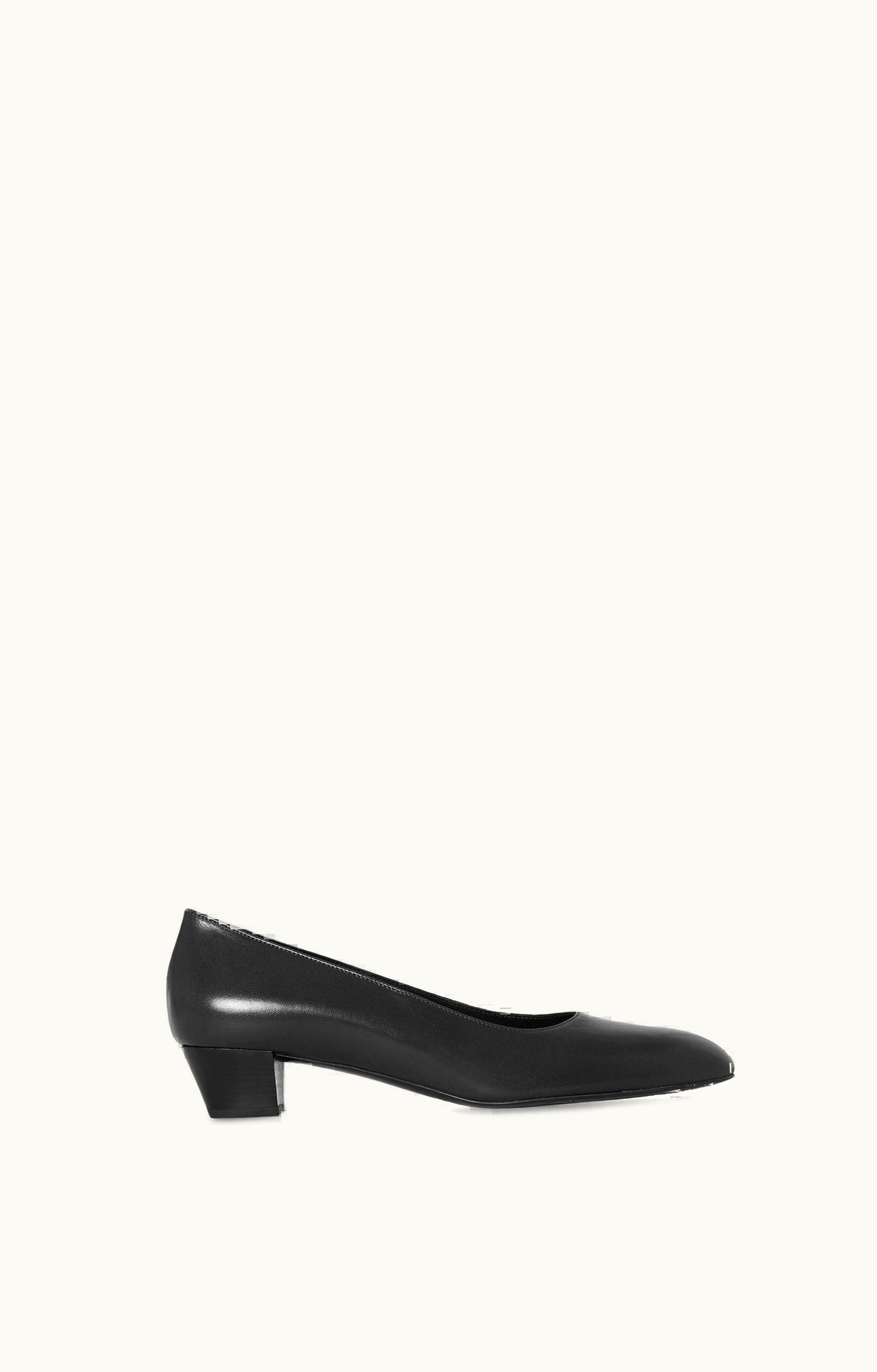 The Row The Row Luisa Pump 35 Black In Leather