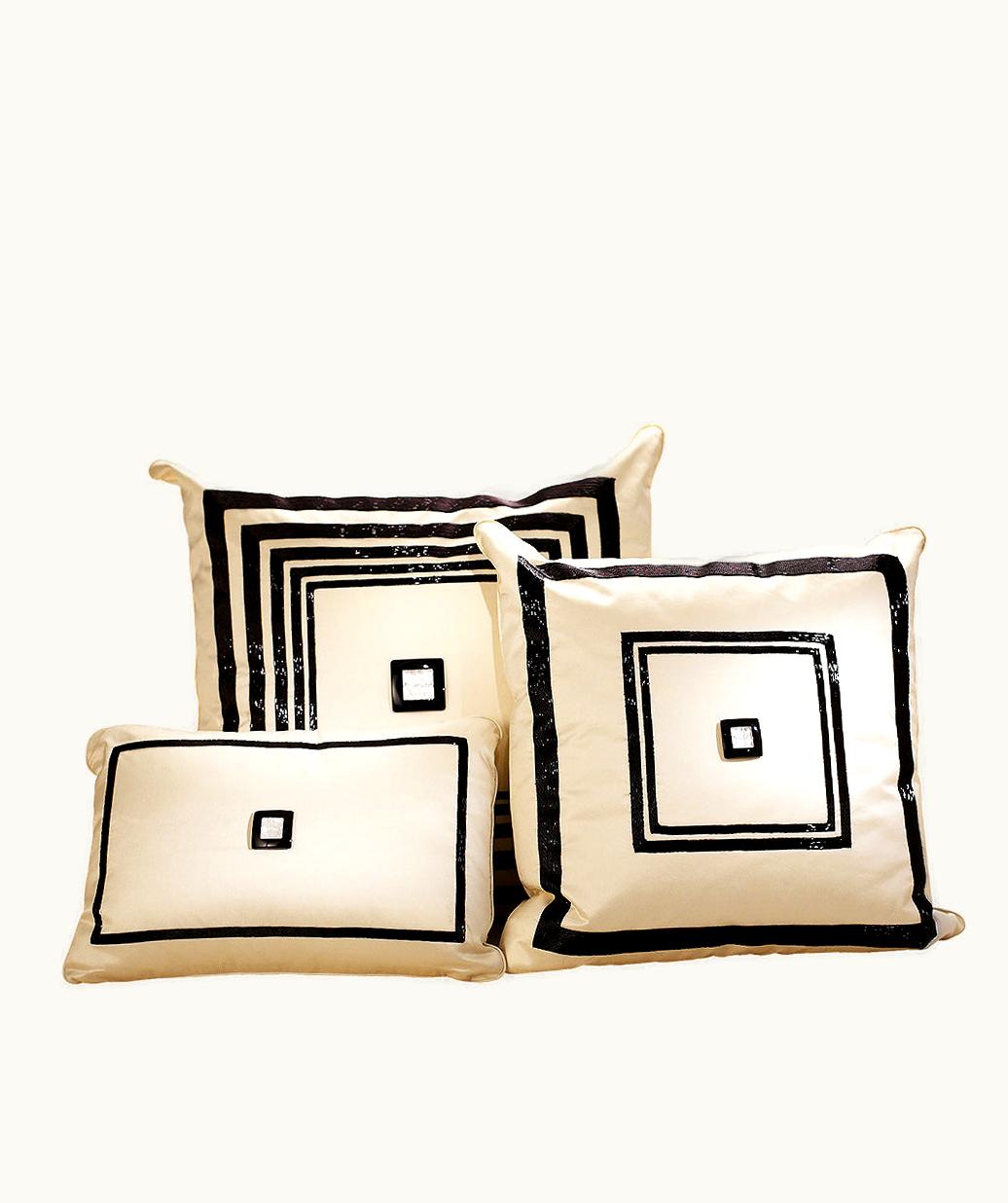 Lalique Lalique Masque De Femme Beaded Cushion - Ivory Silk, Glass Beads