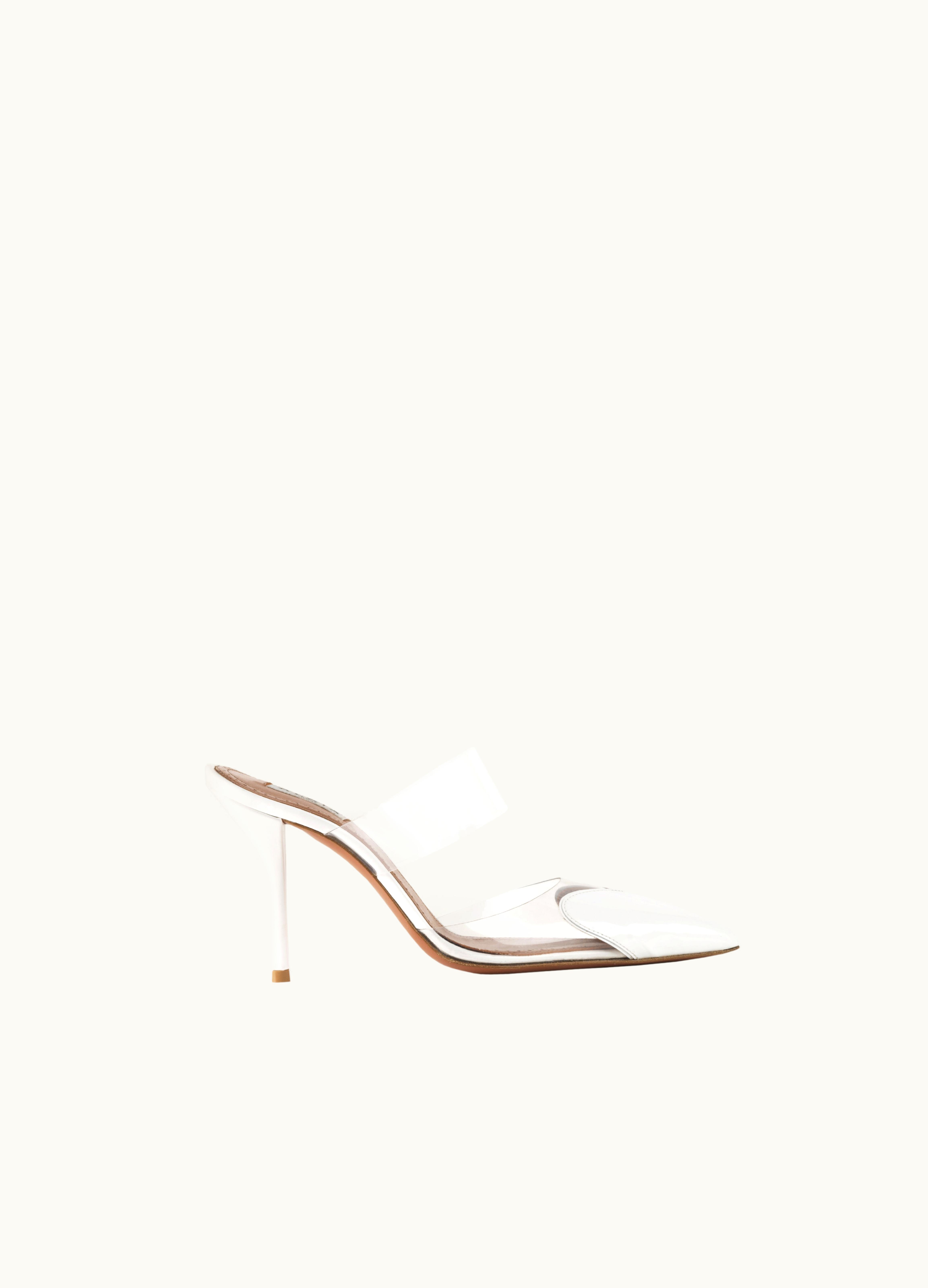 Alaia Alaia Optic White Heart Mules In Patent Calfskin