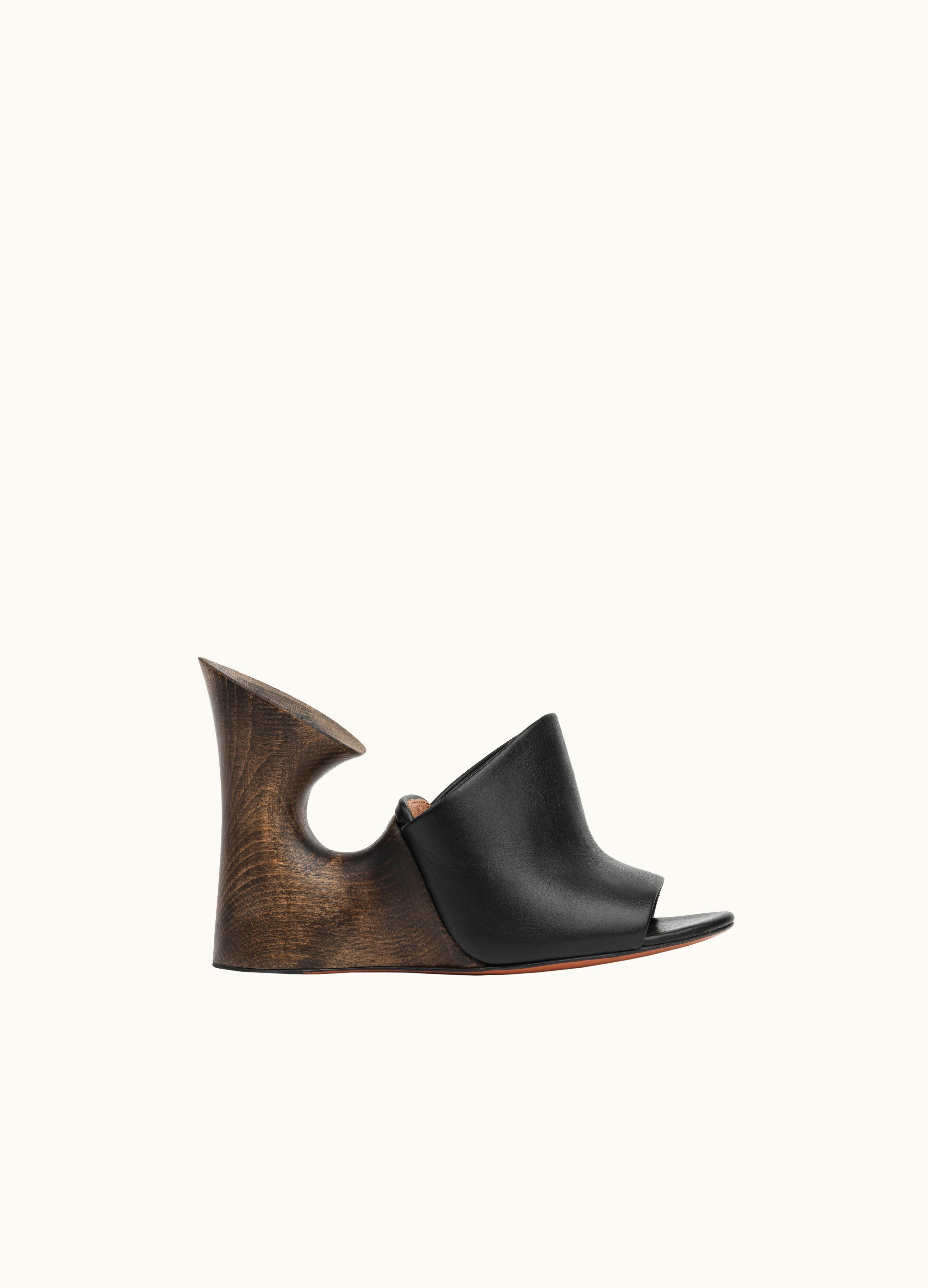 Alaia Alaia La Sculpture Wood Wedge Mules In Calfskin Black