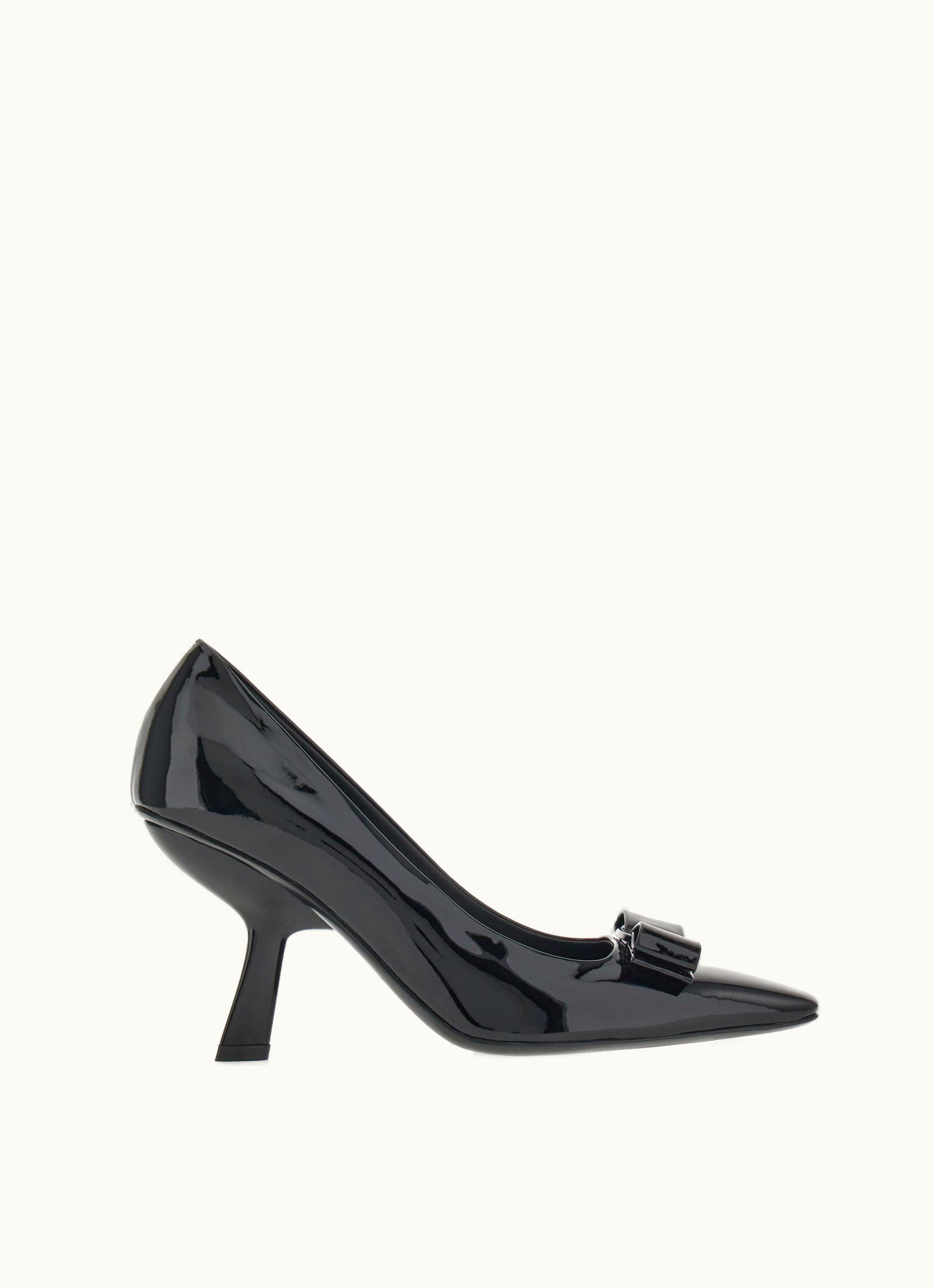 Ferragamo Ferragamo Vara Bow Pump Black 763790