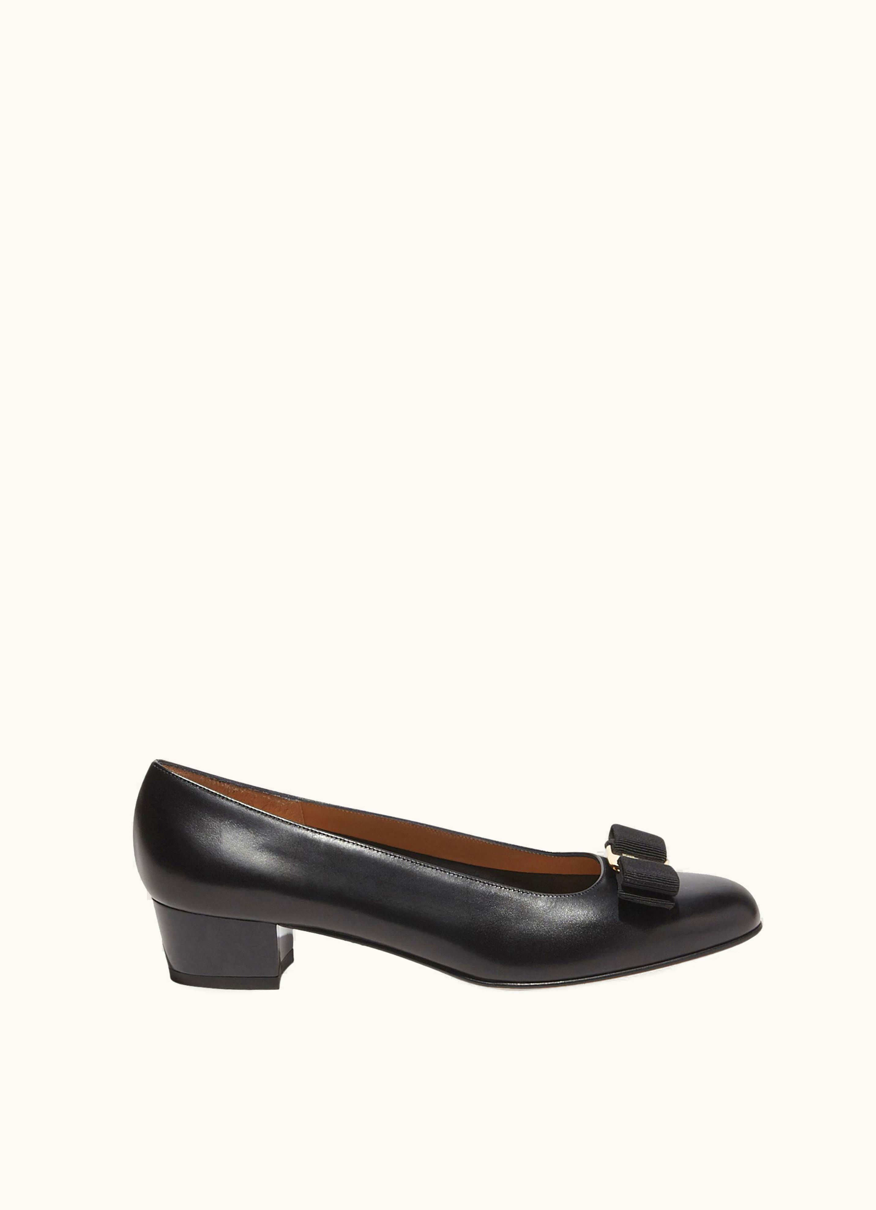 Ferragamo Ferragamo Vara Bow Pump Black