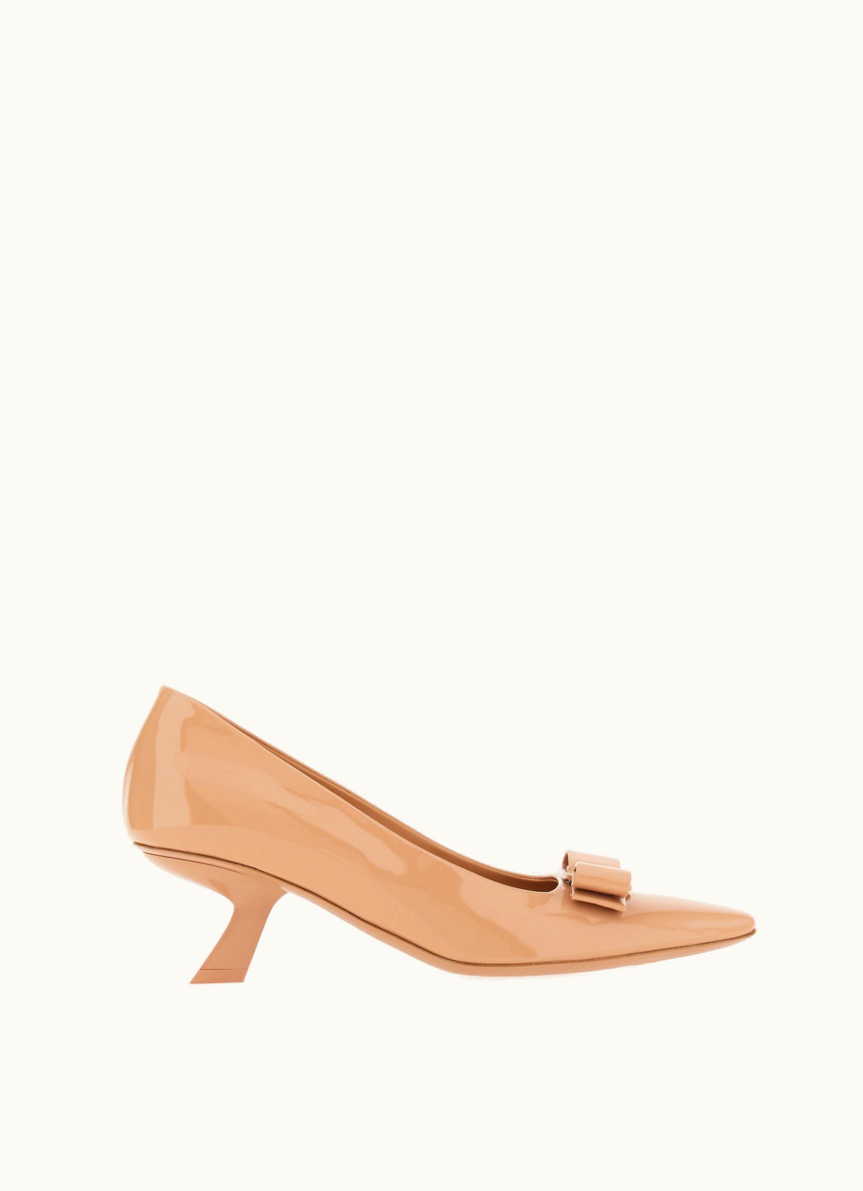 Ferragamo Ferragamo Vara Bow Pump Neutrals 763727