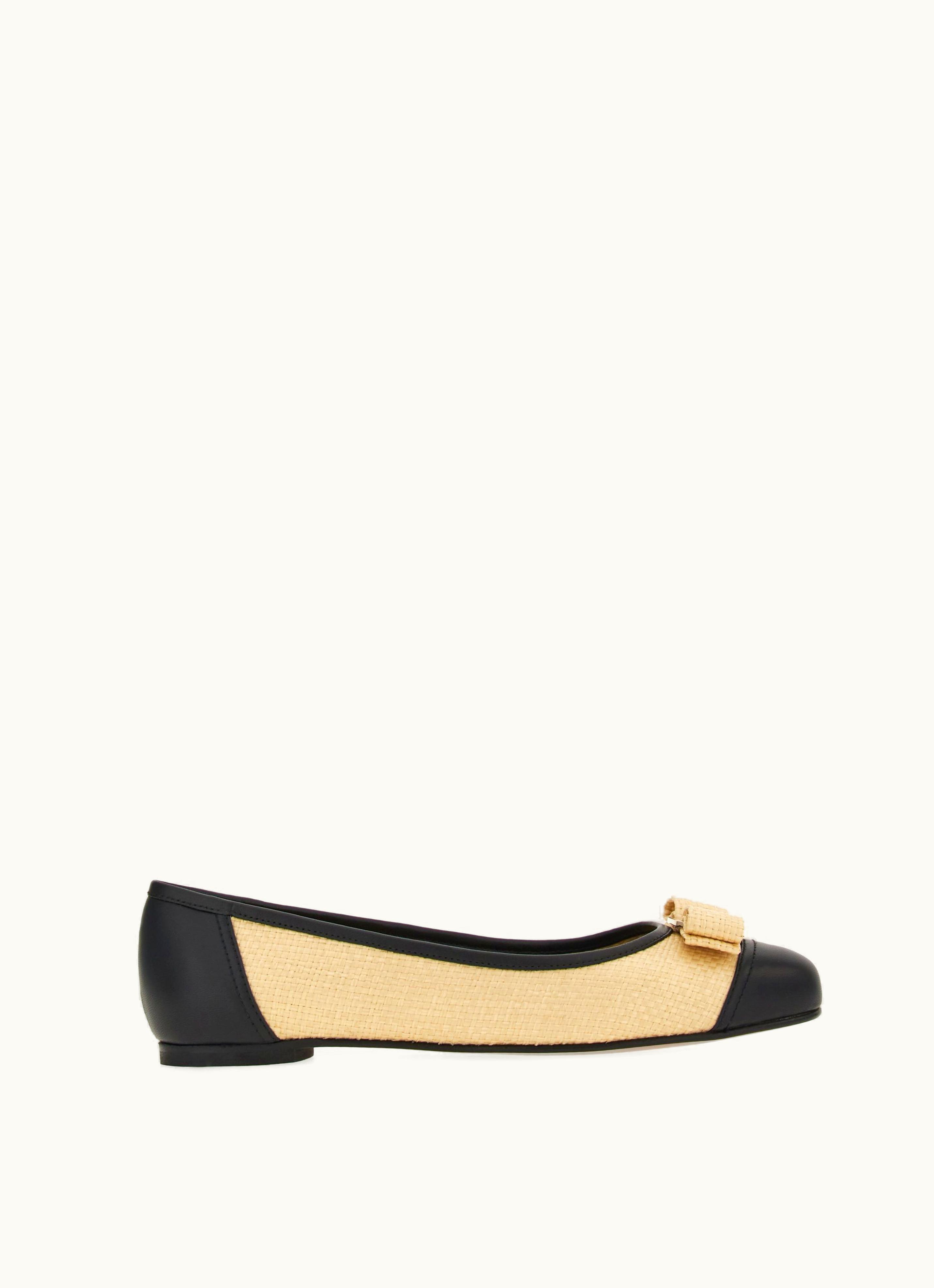 Ferragamo Ferragamo Raffia Ballet Flat With Vara Bow Neutrals