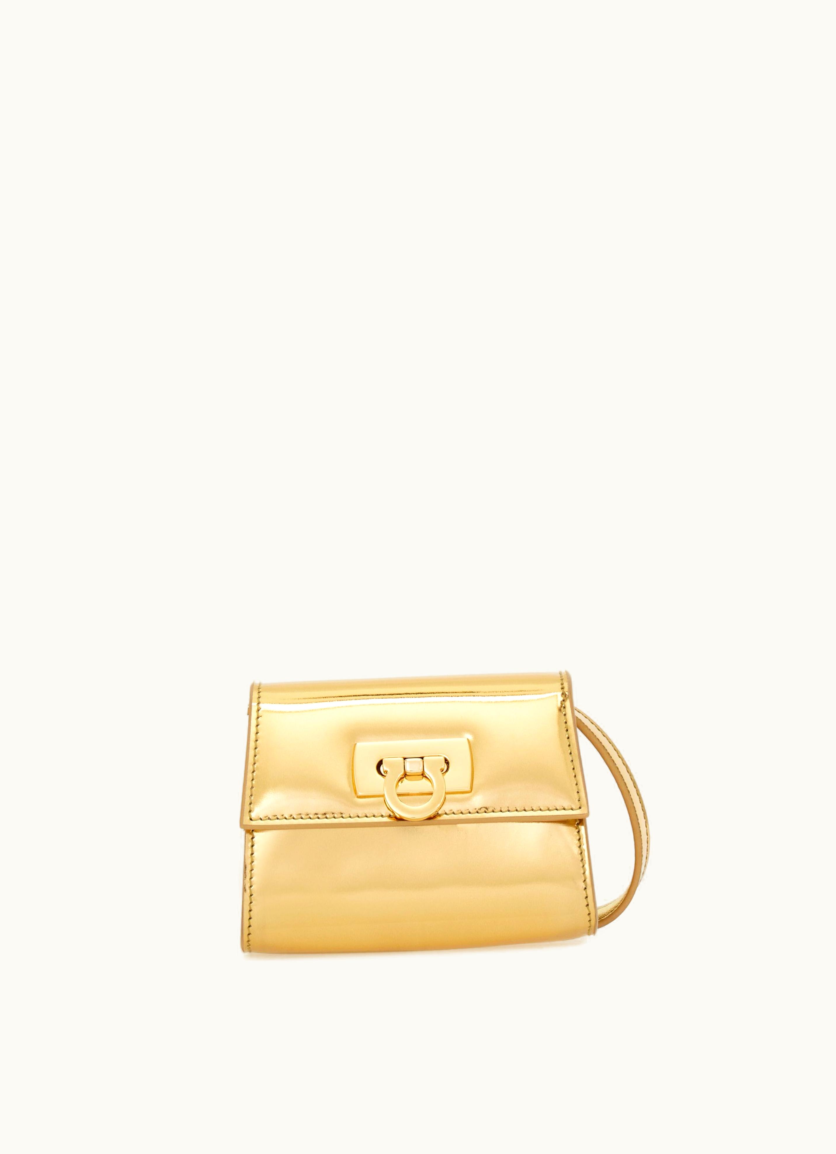 Ferragamo Ferragamo Credit Card Holder With Shoulder Strap Gold